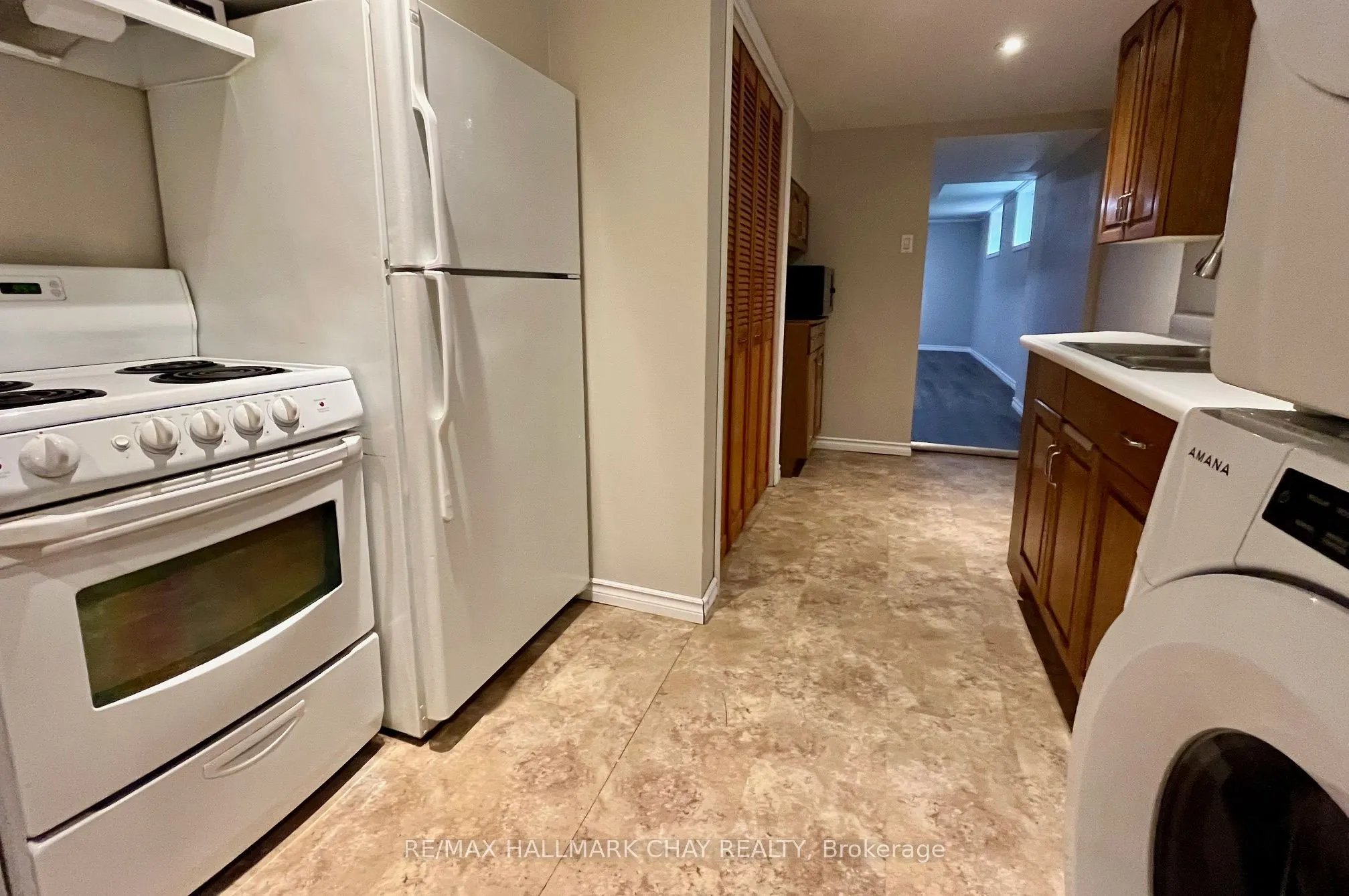 1207 Bayfield Street N, #LOWER