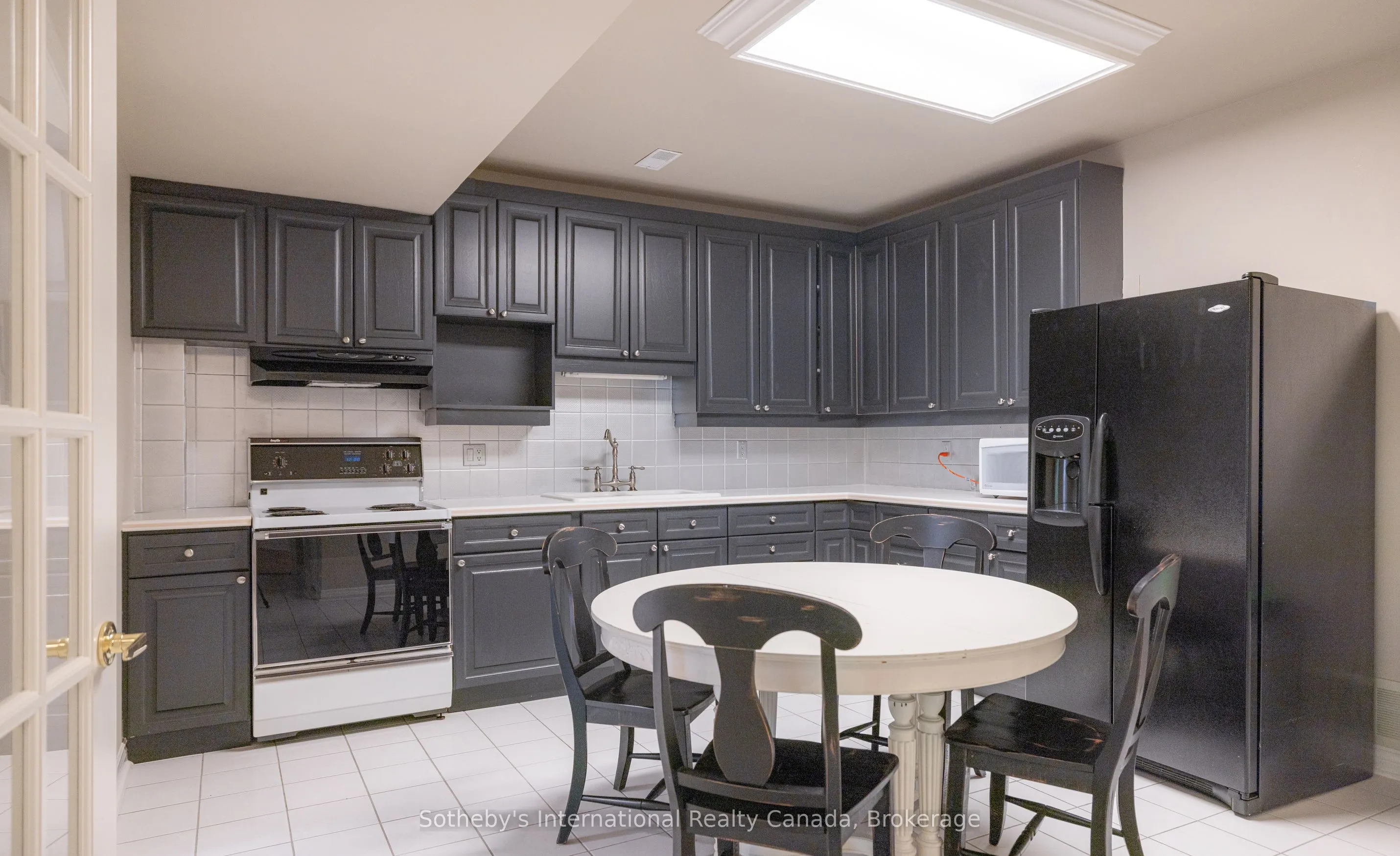 33 Edgecombe Terrace