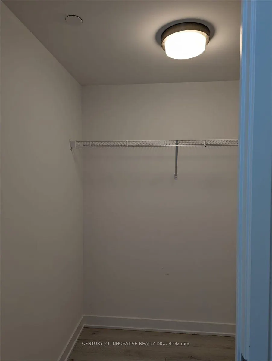 681 Yonge Street, #415