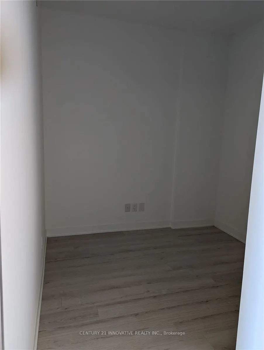 681 Yonge Street, #415