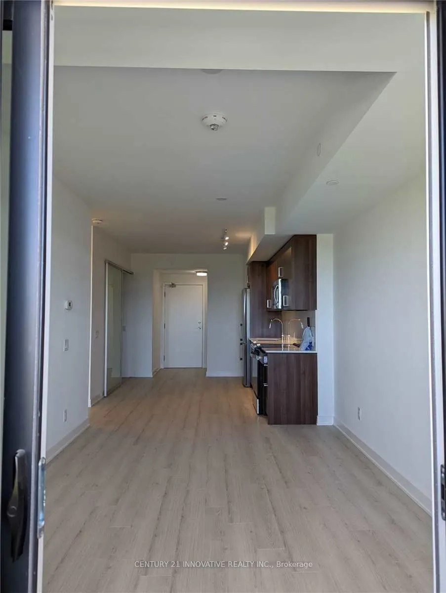 681 Yonge Street, #415