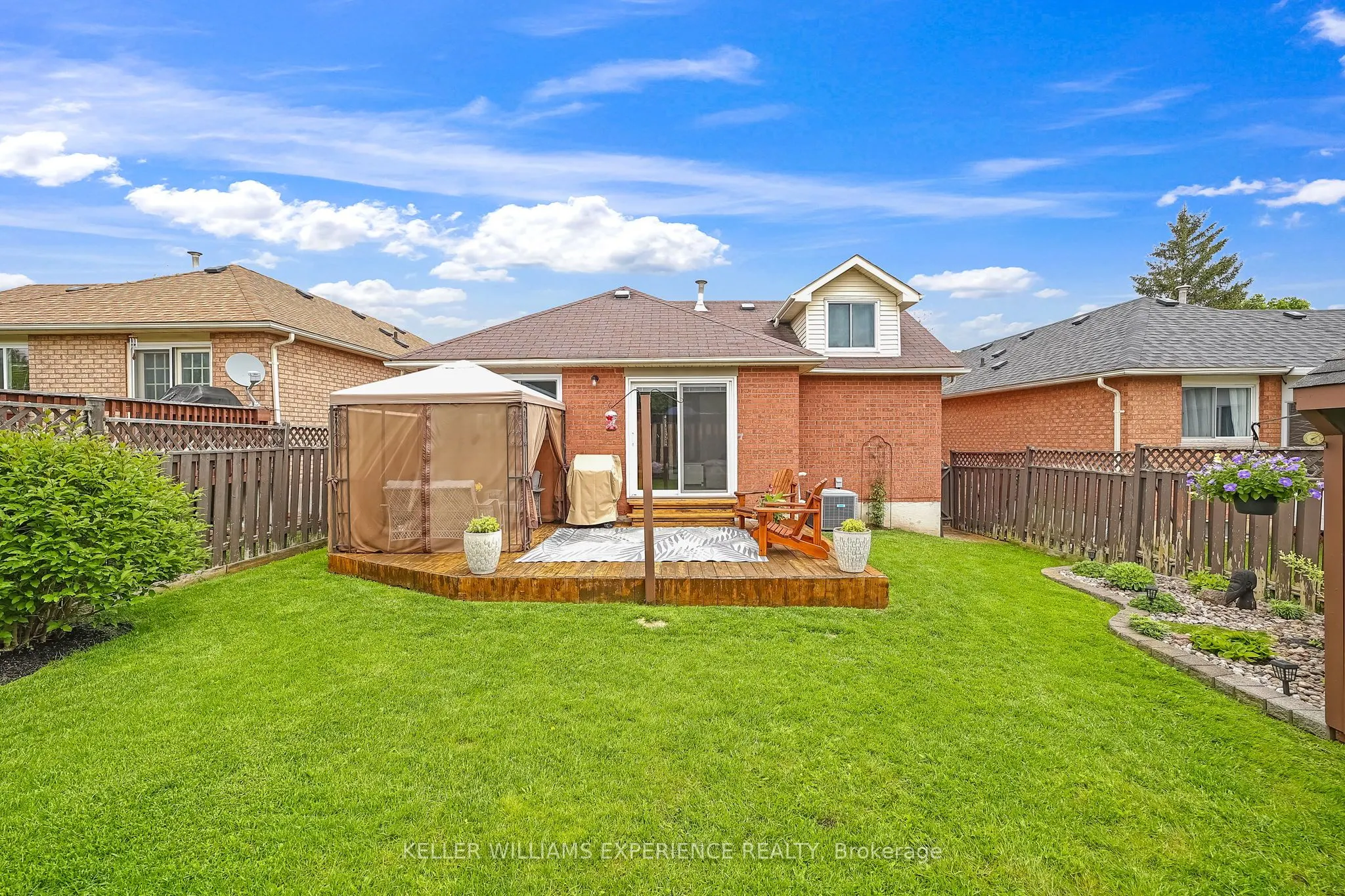16 Balliston Road