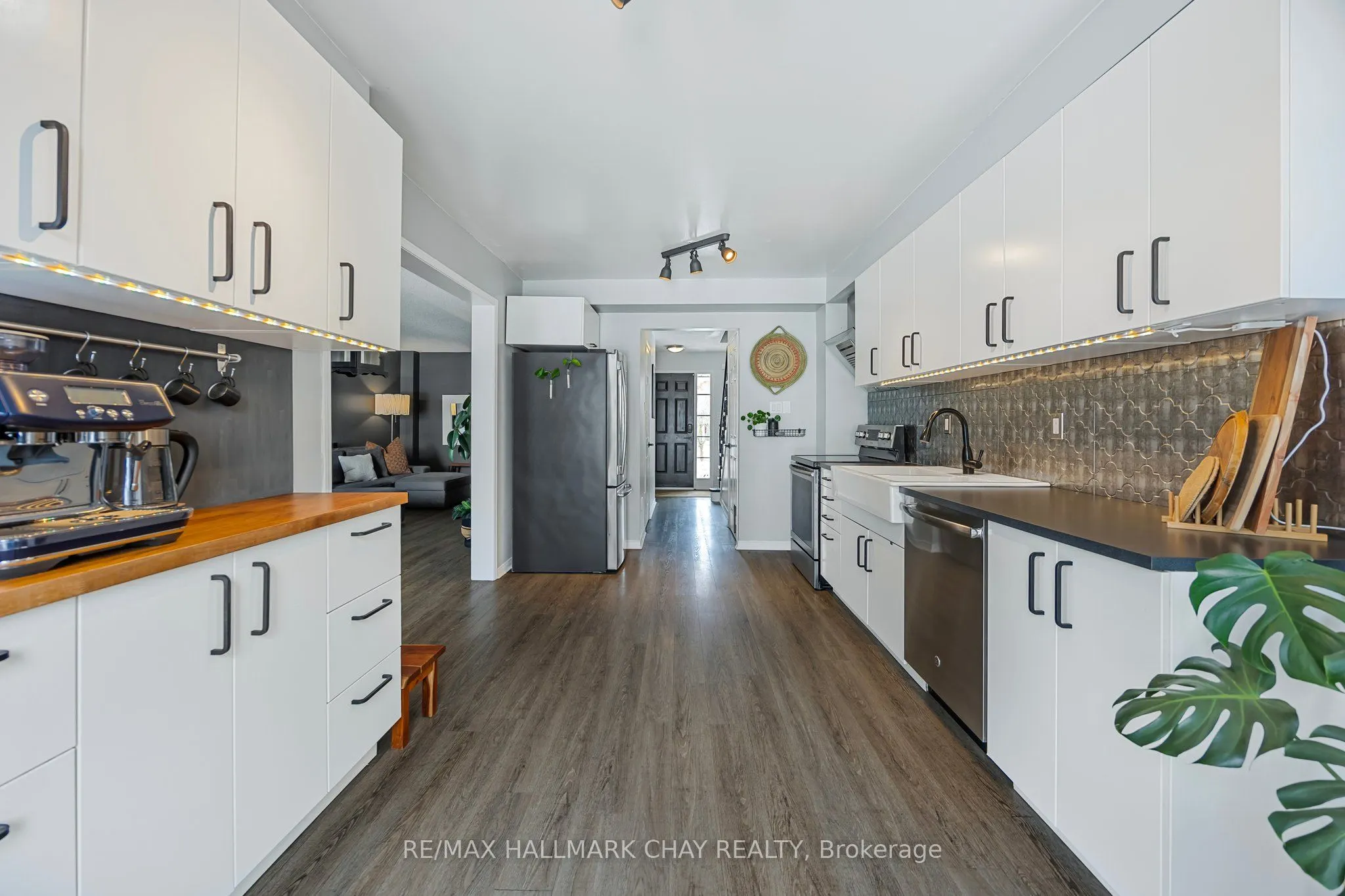 20 BASSWOOD Drive