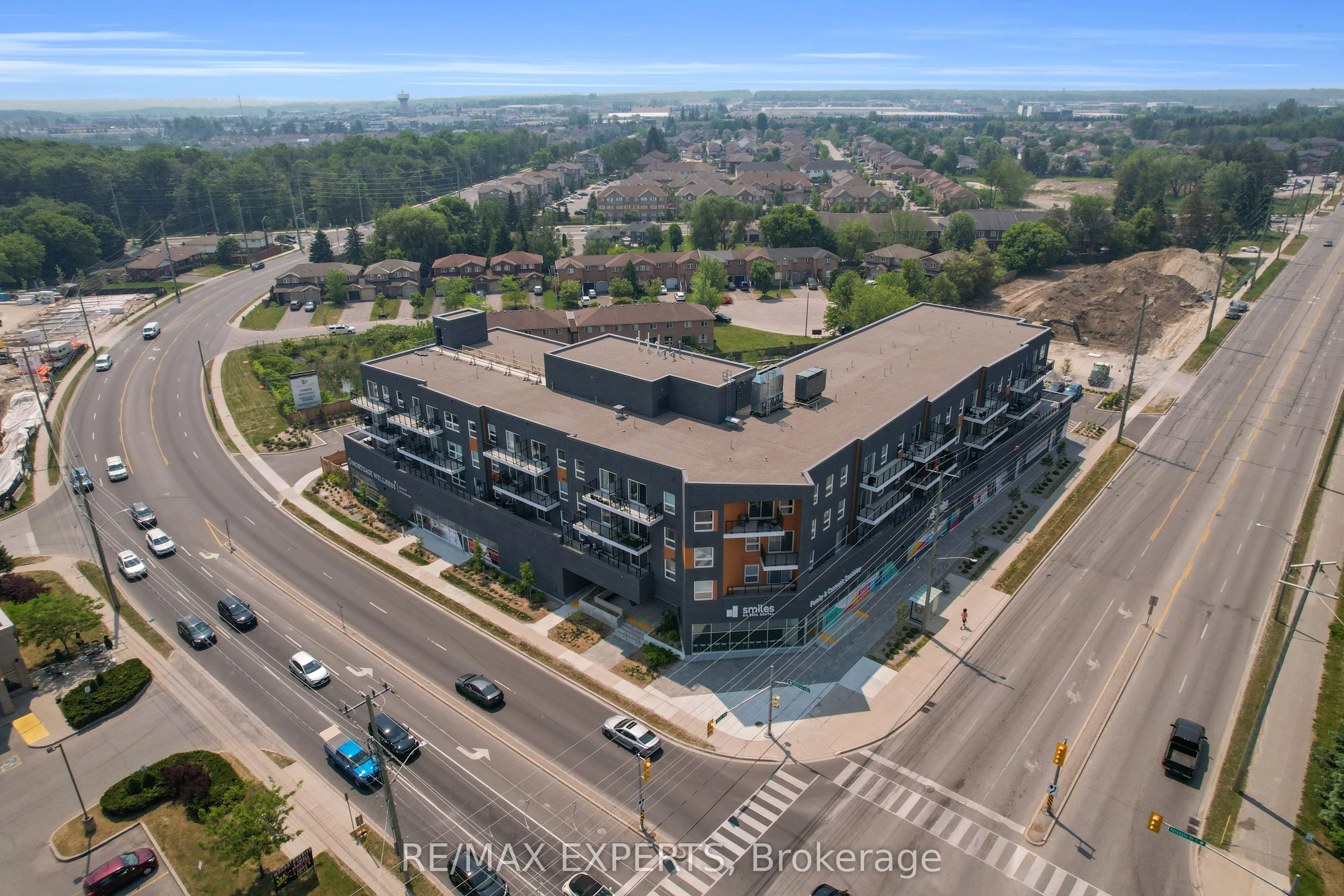 430 Essa Road, #209
