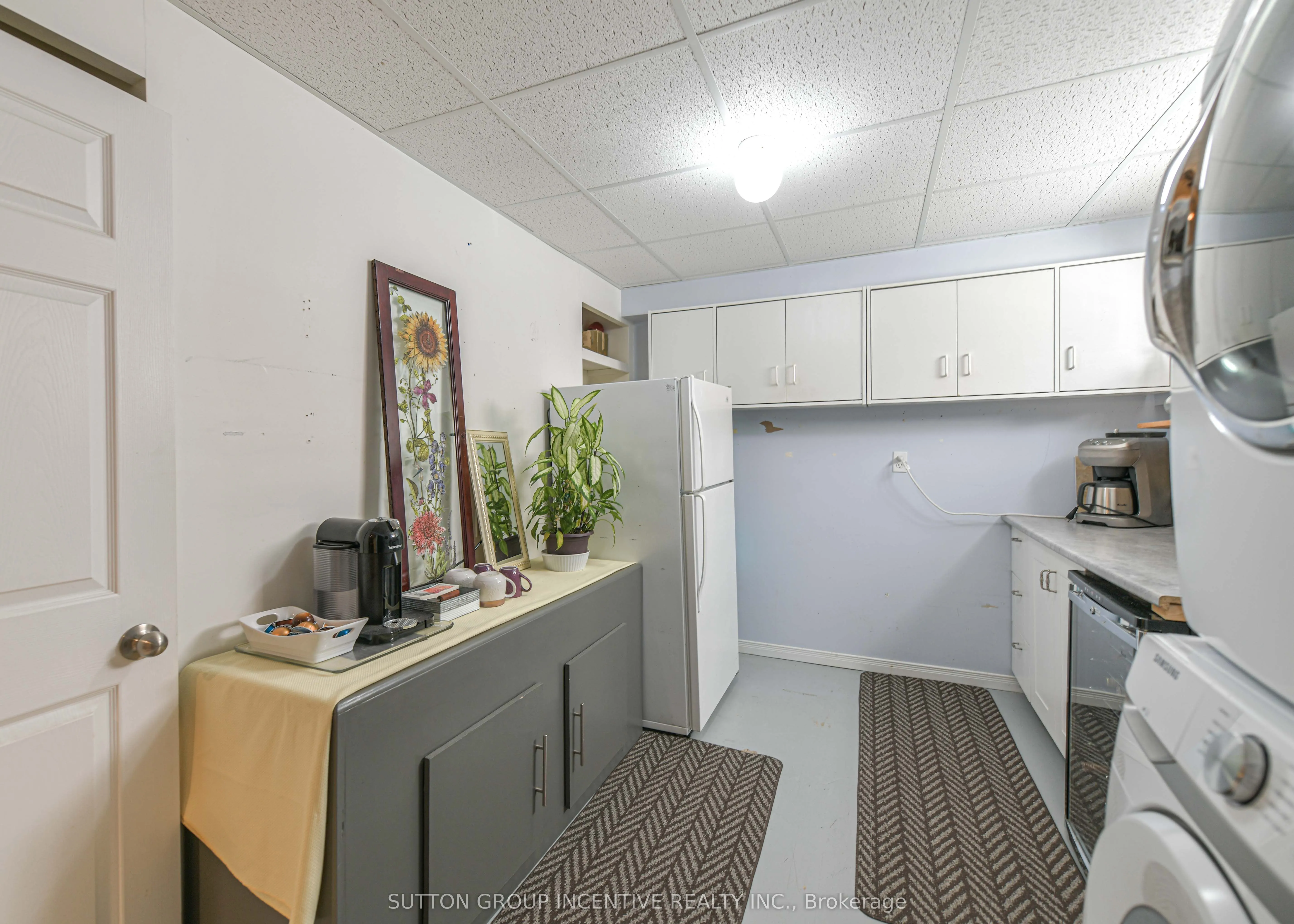 78 Vanessa Drive