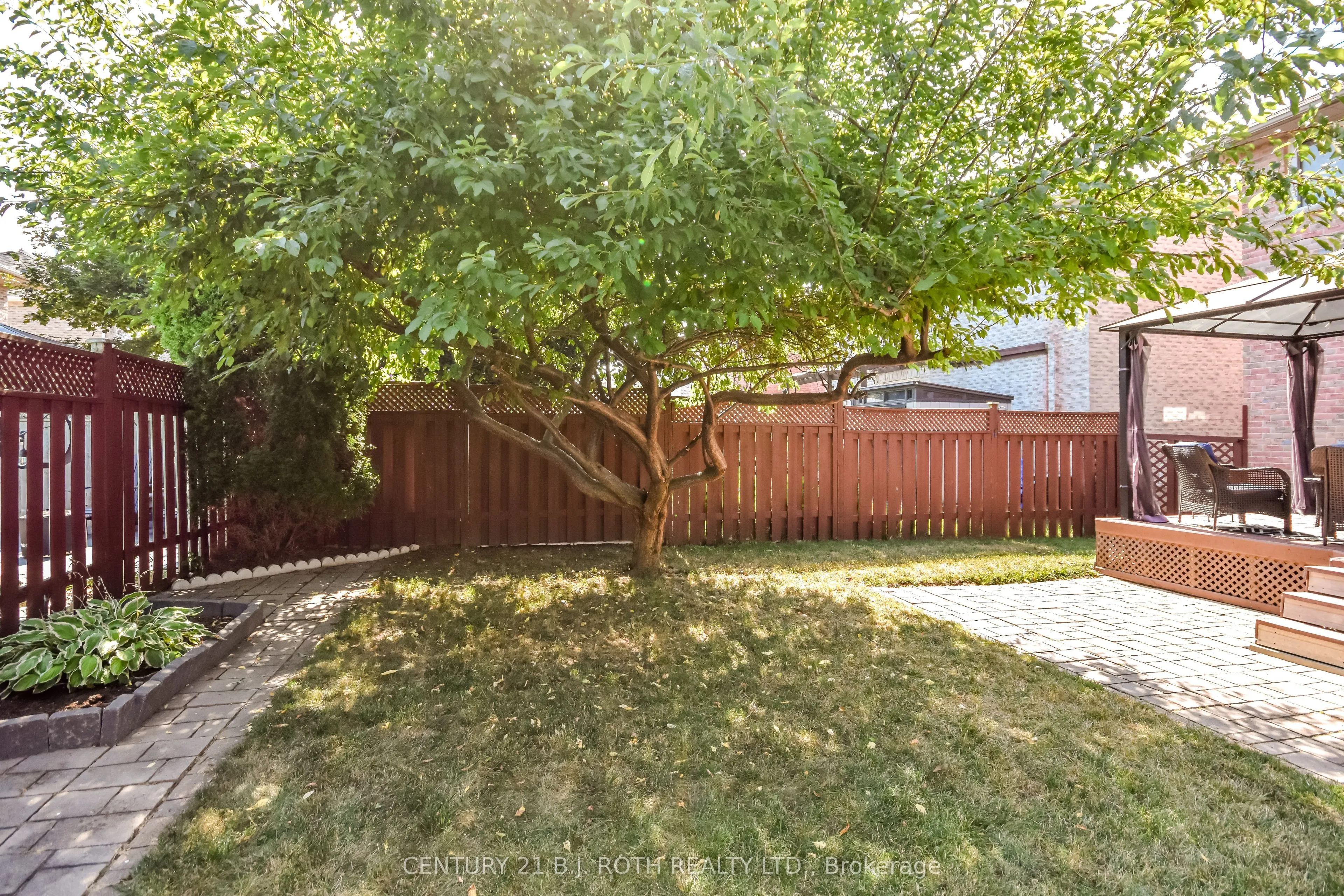 28 Shaina Court