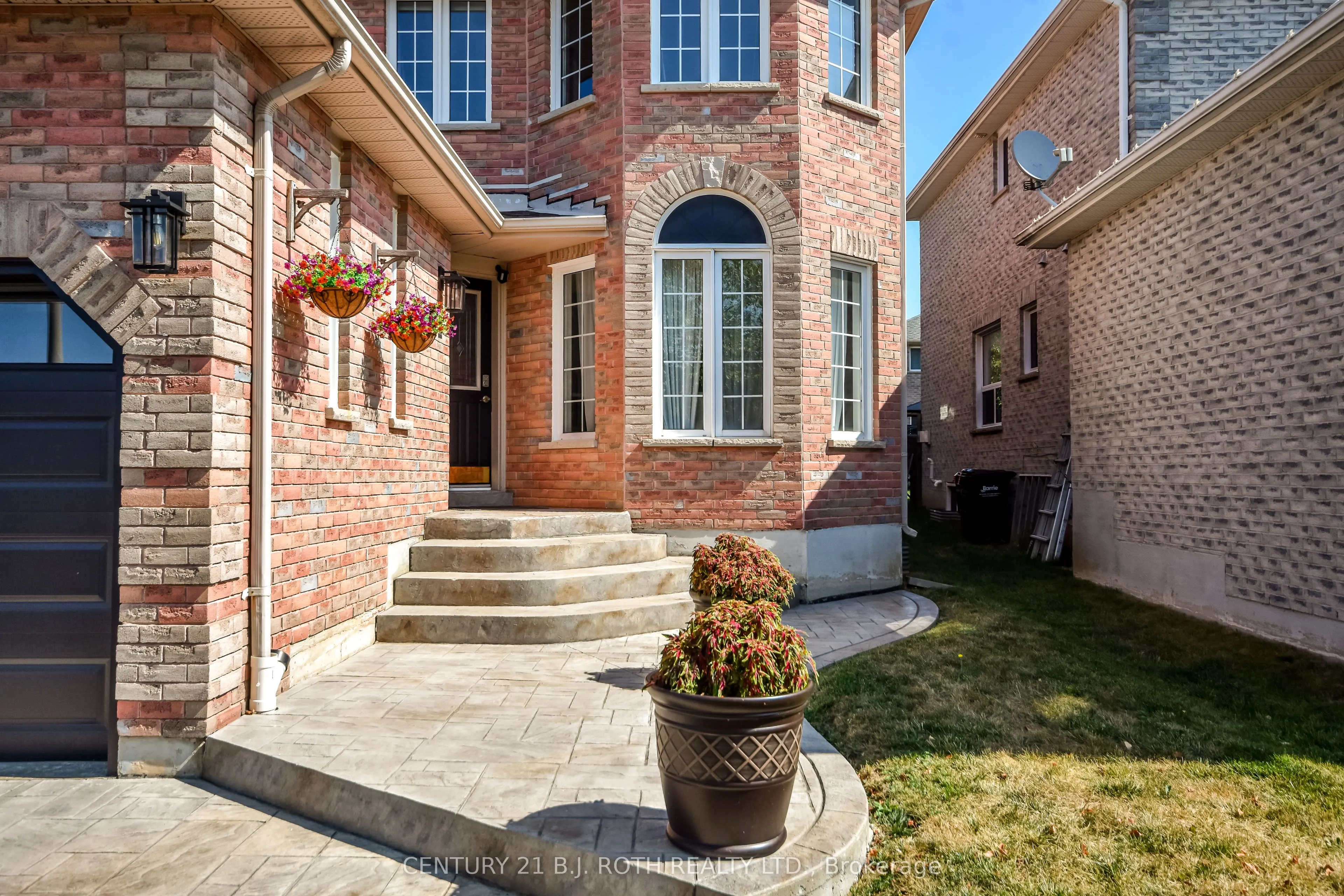 28 Shaina Court