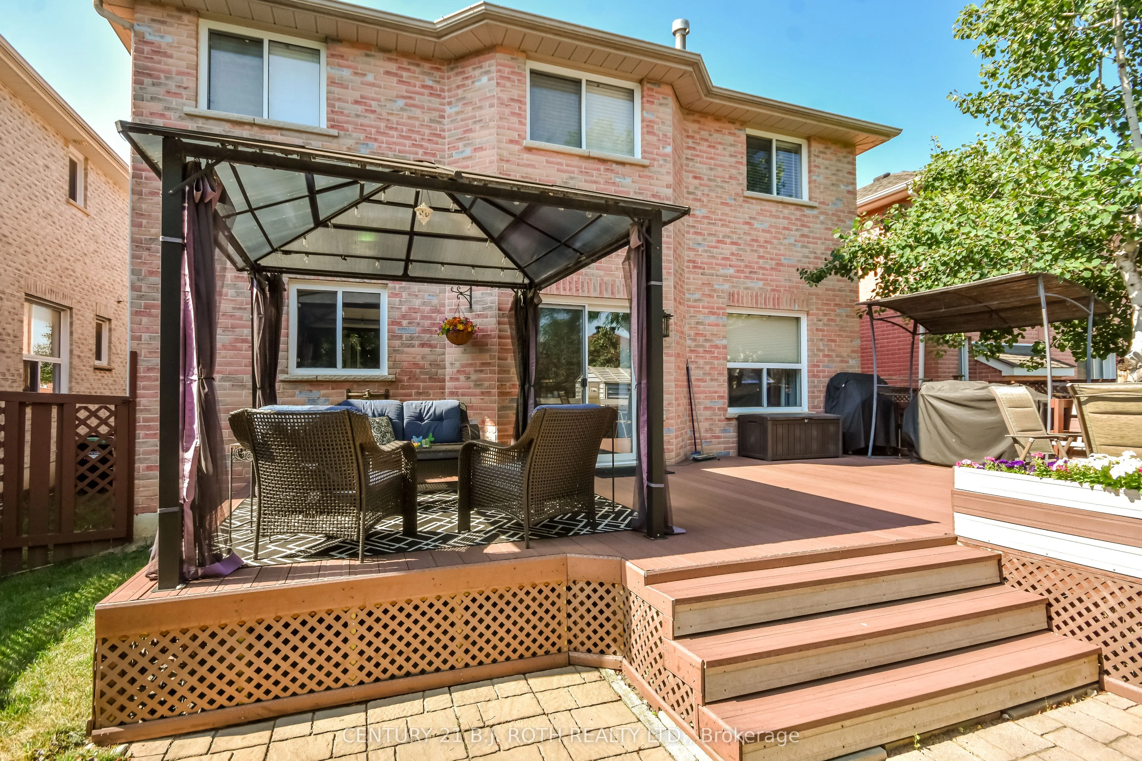 28 Shaina Court