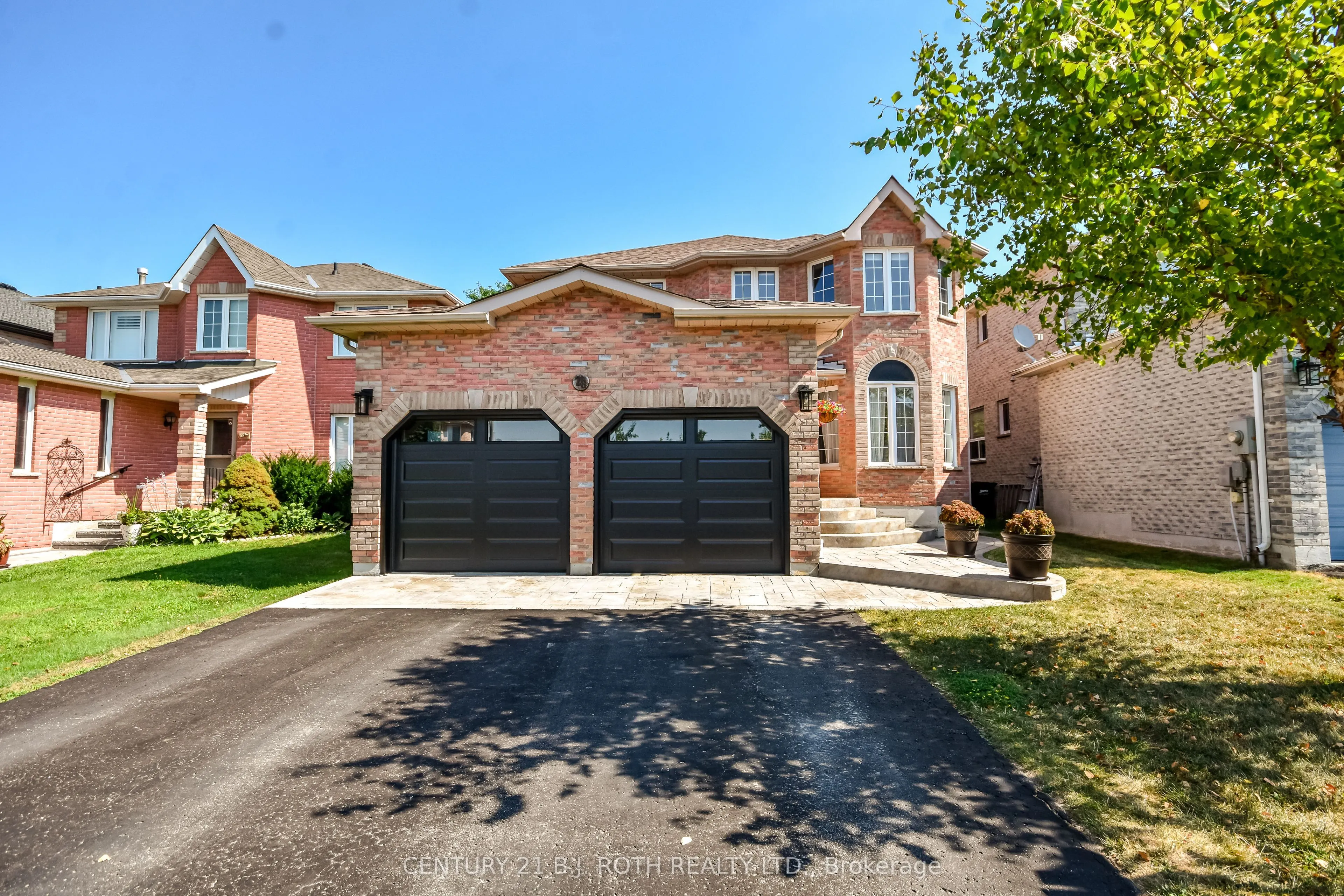 28 Shaina Court
