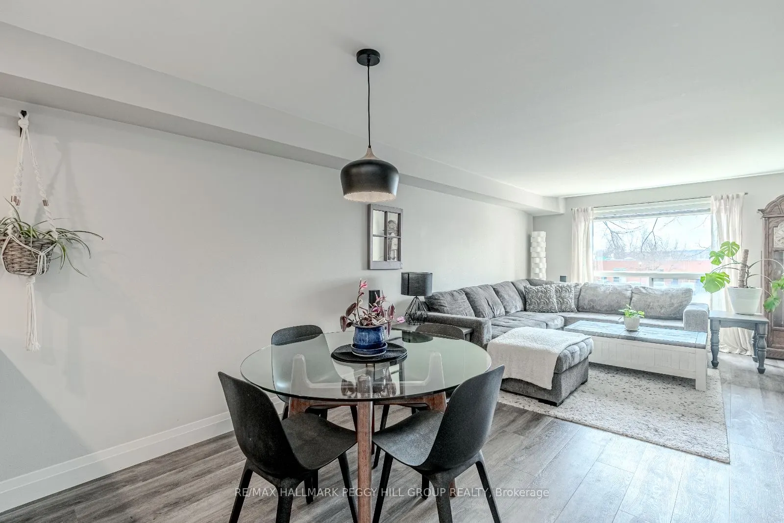 117 Edgehill Drive, #203