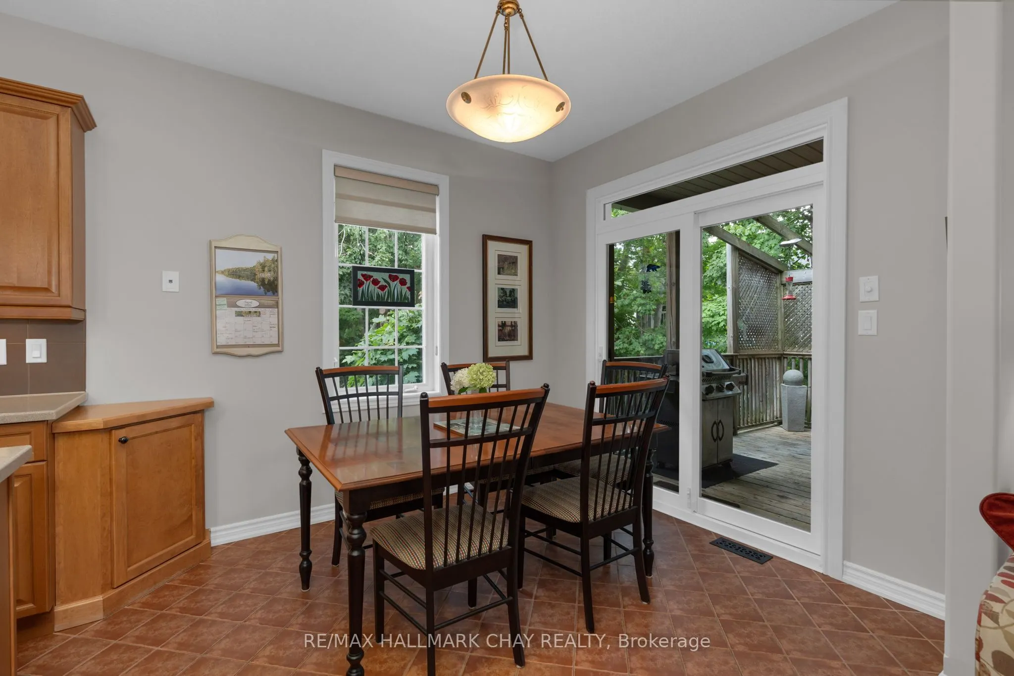 15 OAKMONT Avenue