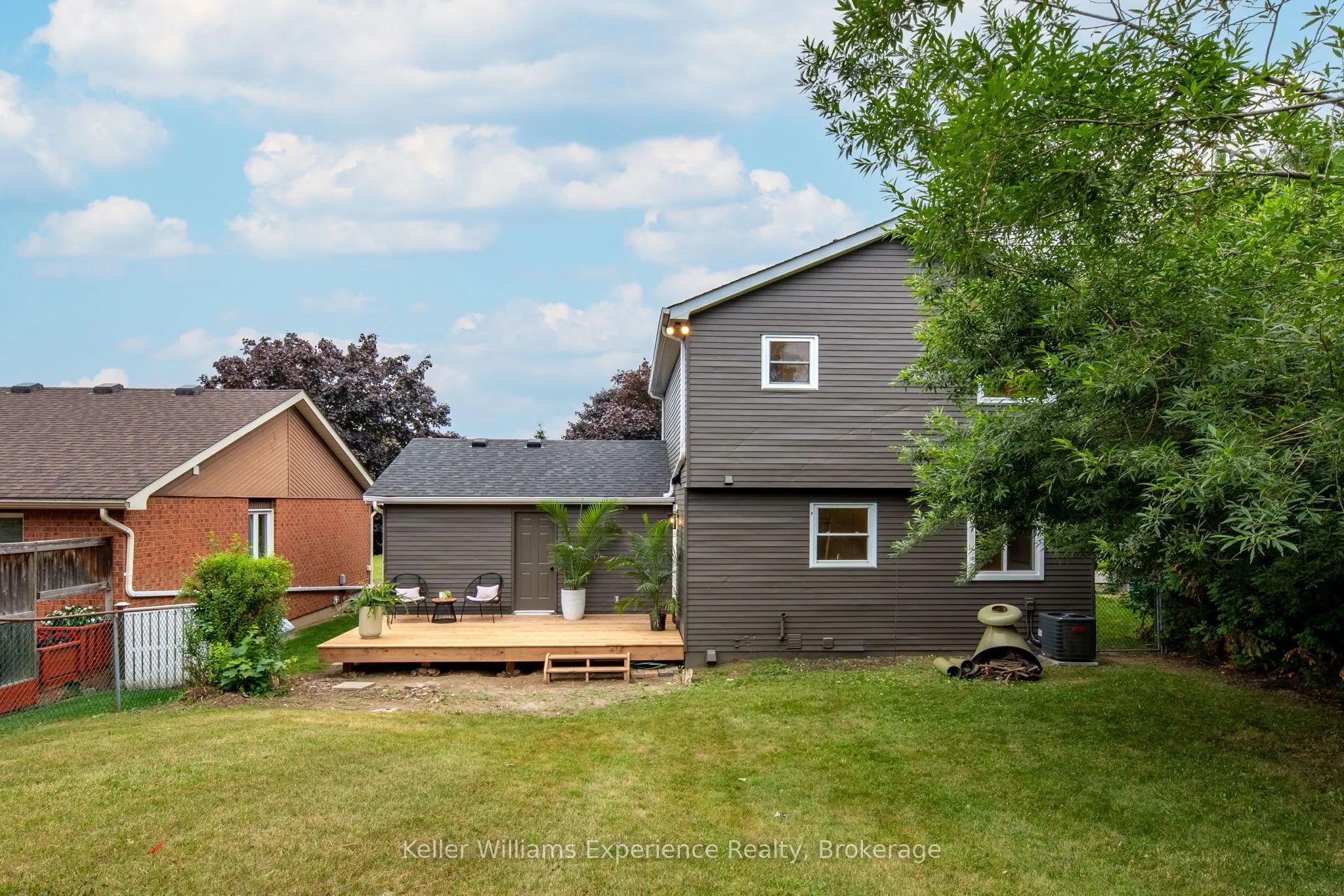 14 Mariposa Drive