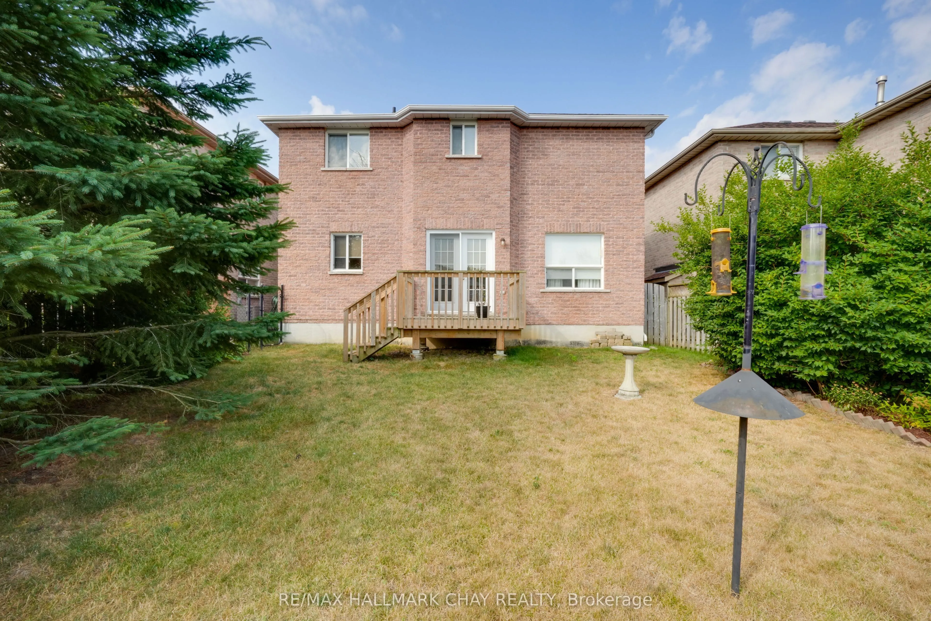 39 Lang Drive