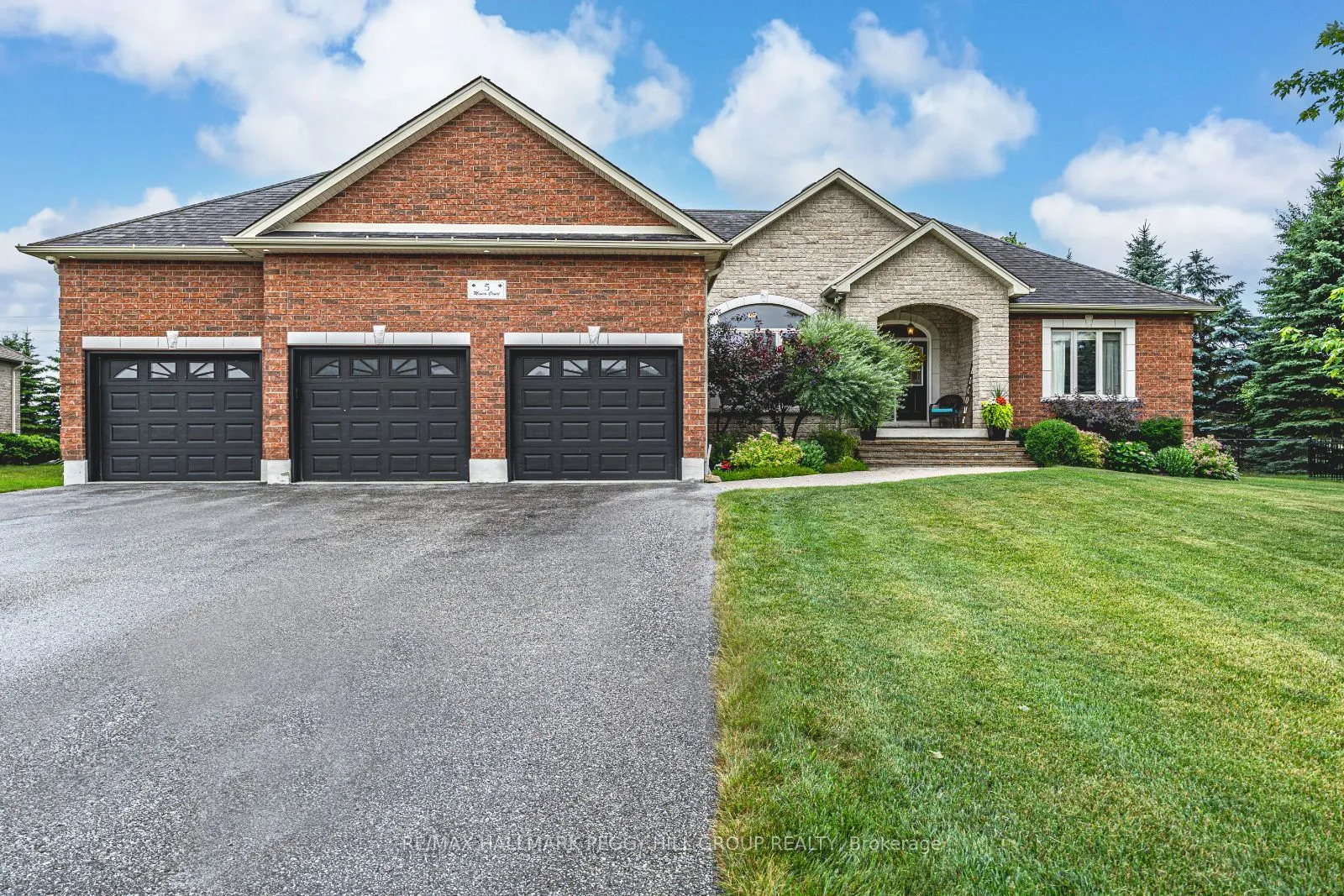 5 Munro Court