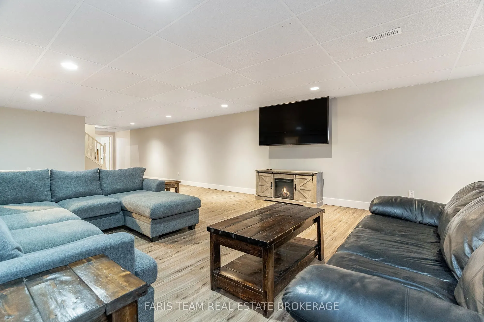 3563 Timberline Avenue