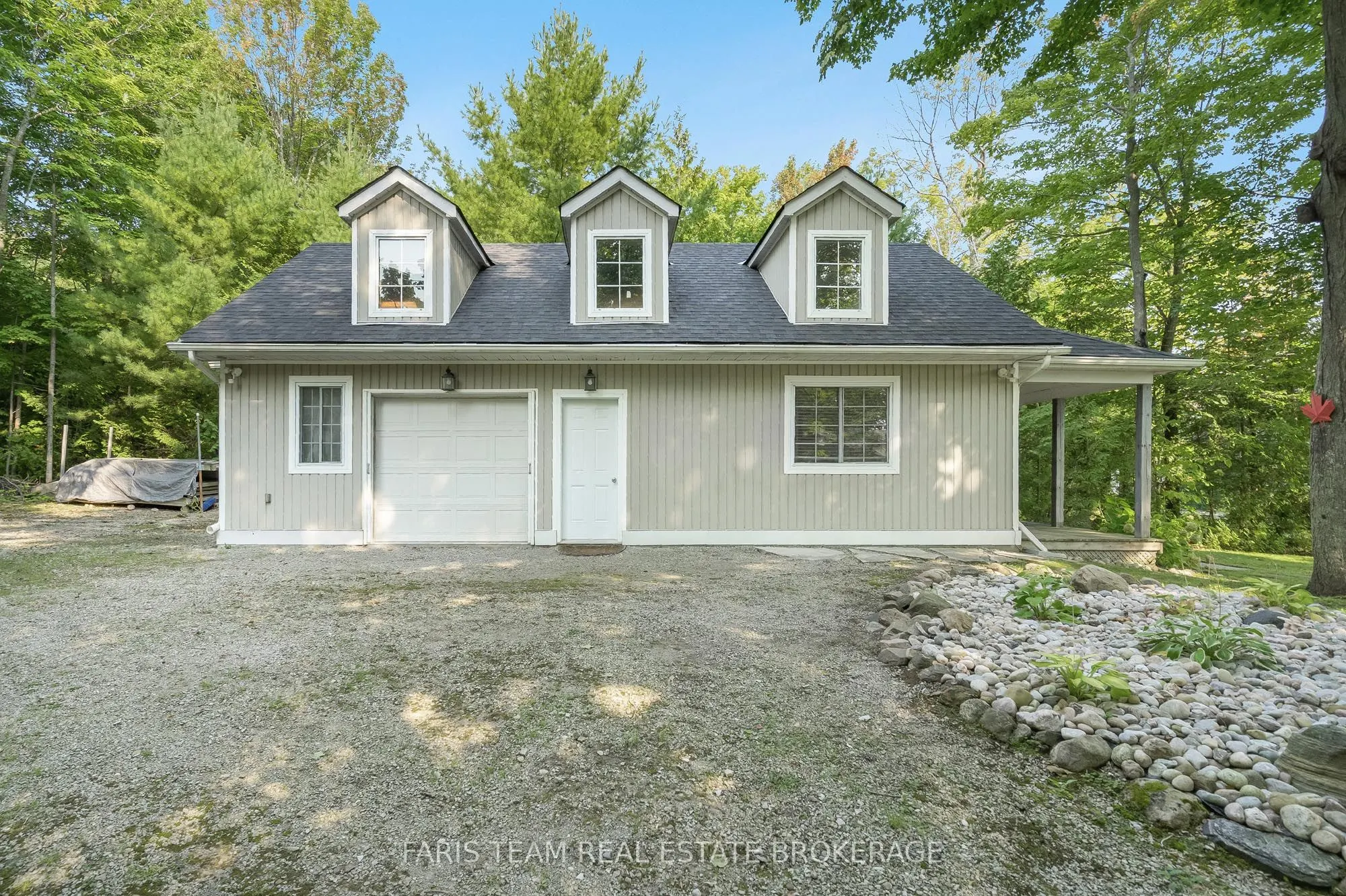 1449 Champlain Road