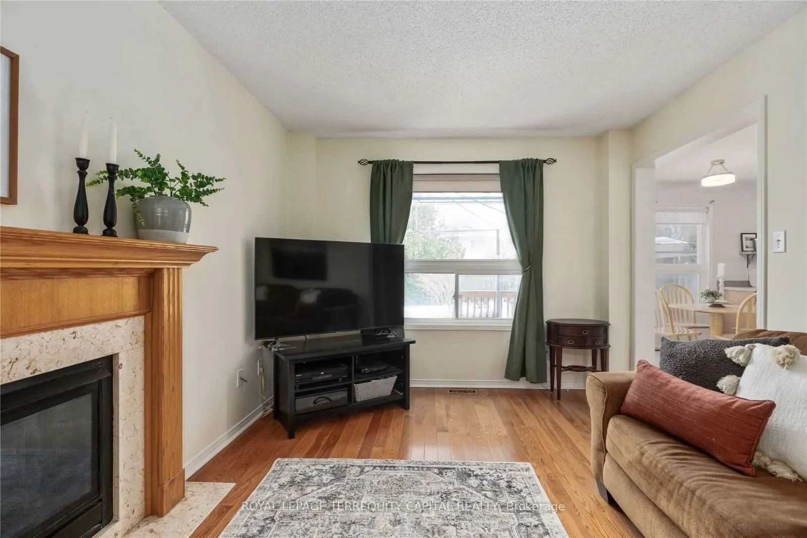 325 Cundles Road W