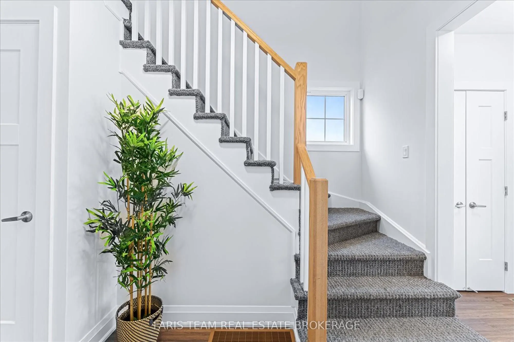 27 Julia Crescent, #41