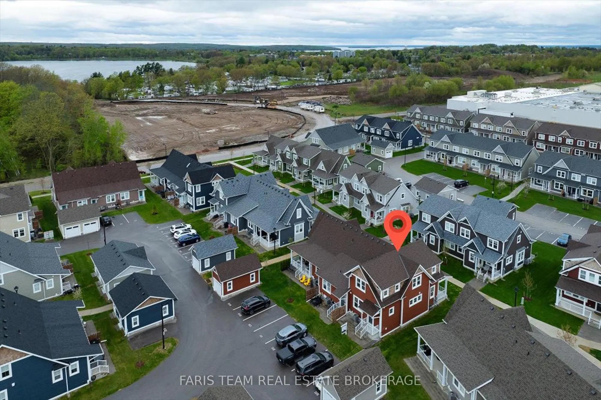 27 Julia Crescent, #41
