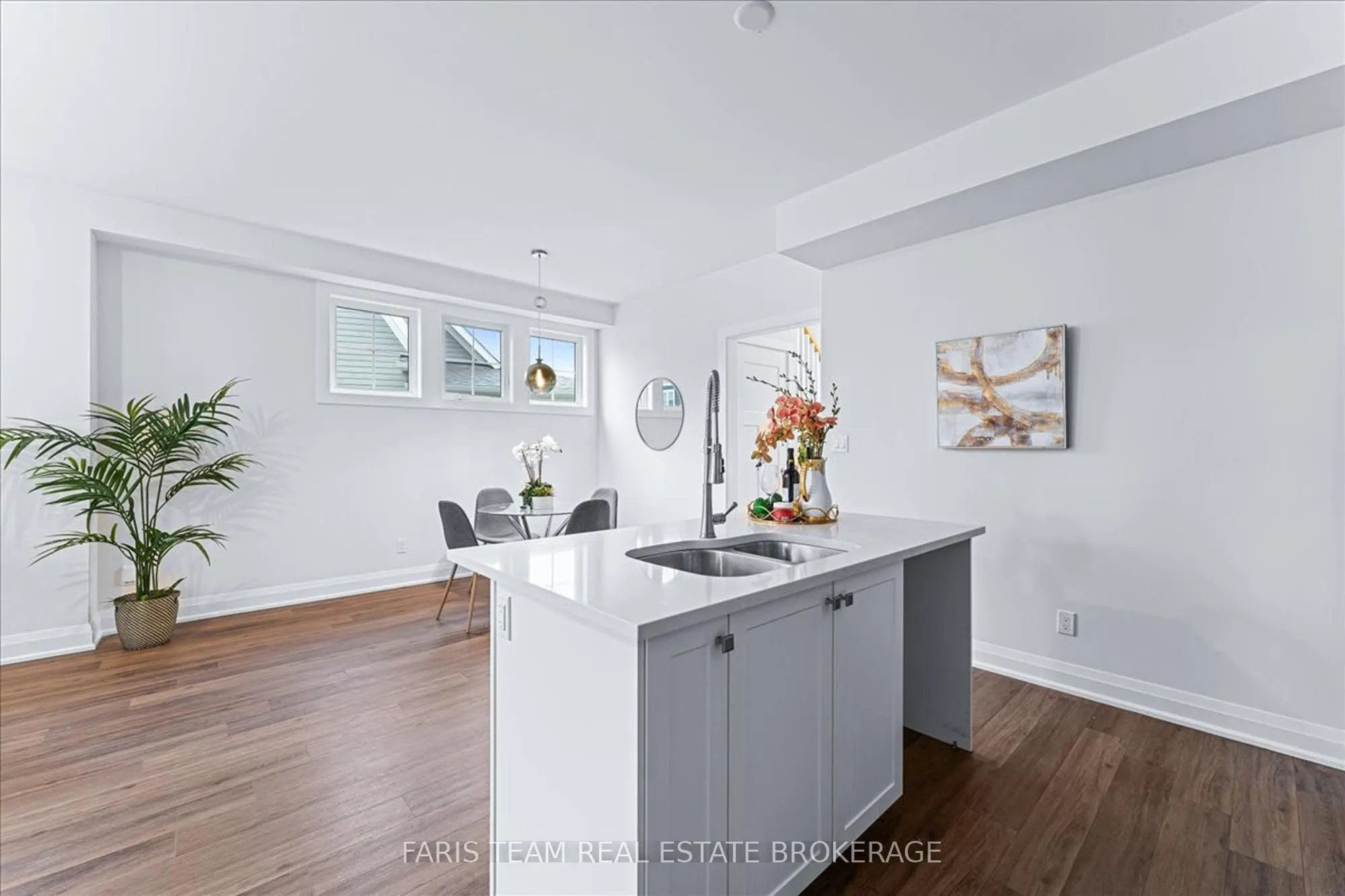 27 Julia Crescent, #41