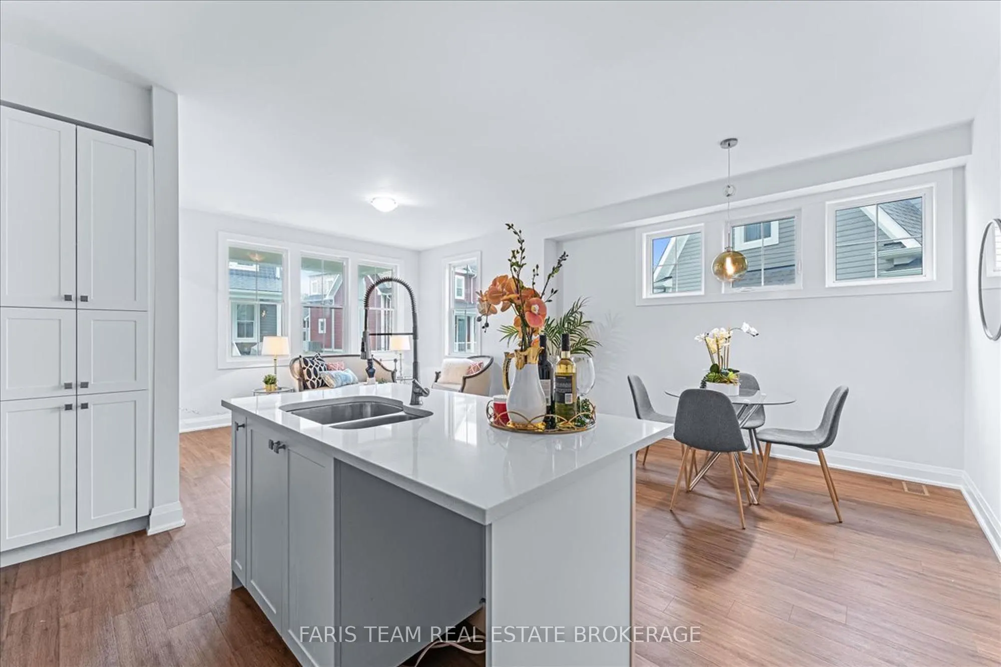 27 Julia Crescent, #41