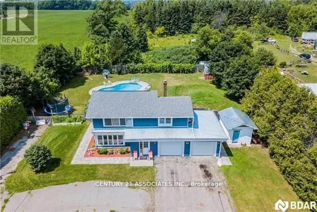 84 Balm Beach Road E