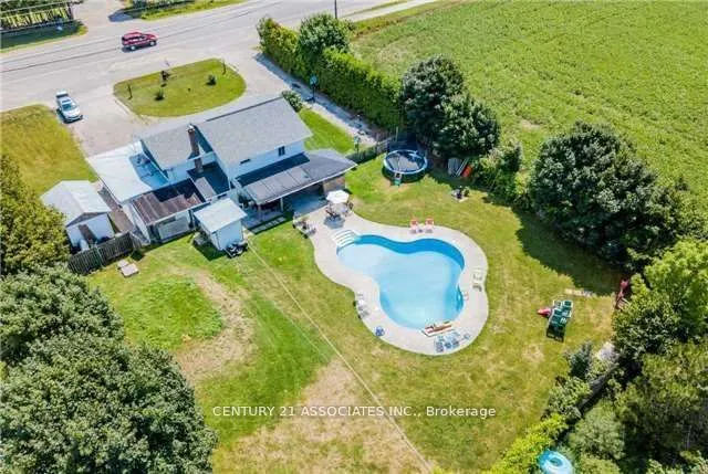 84 Balm Beach Road E