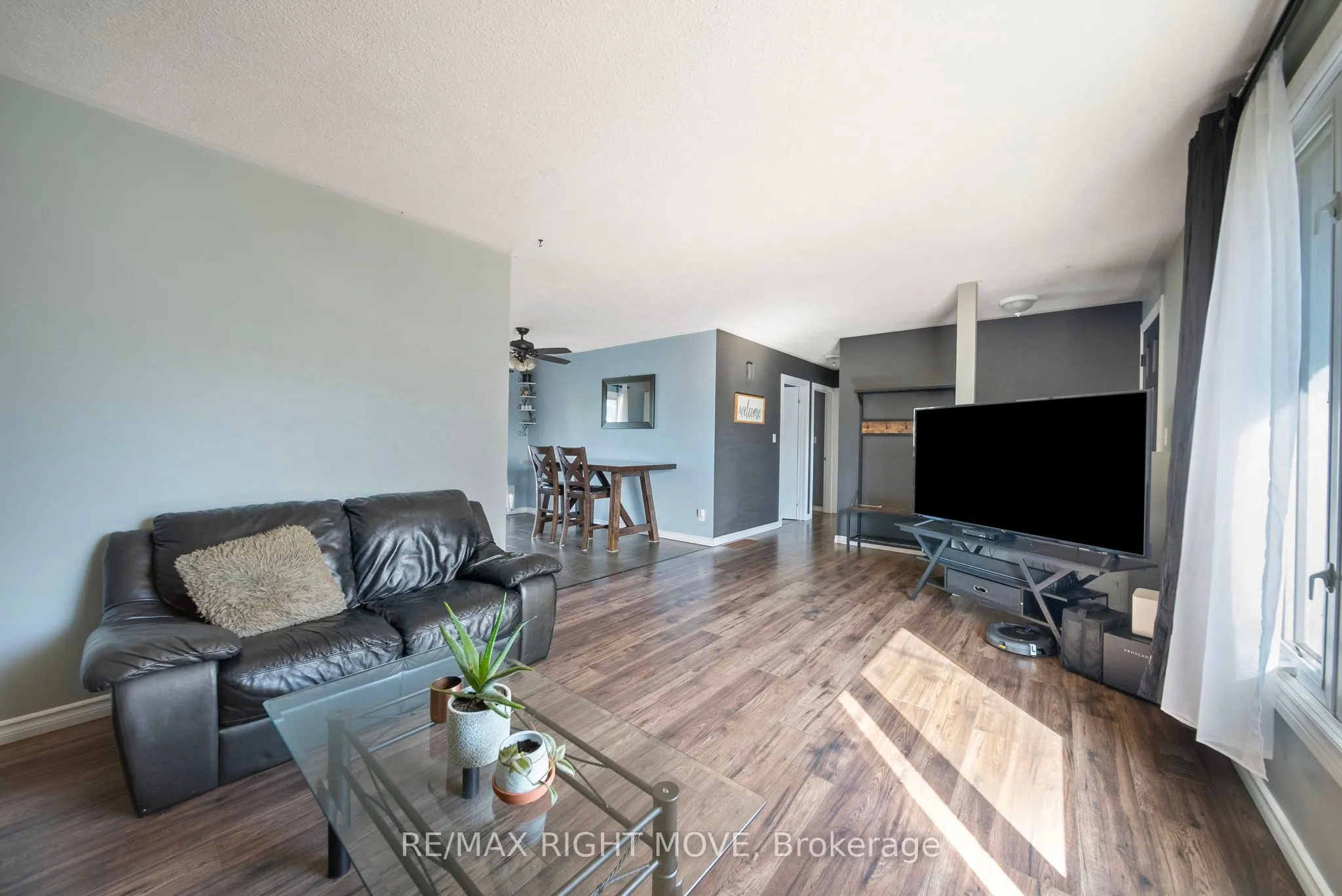 3 Westmount Drive N