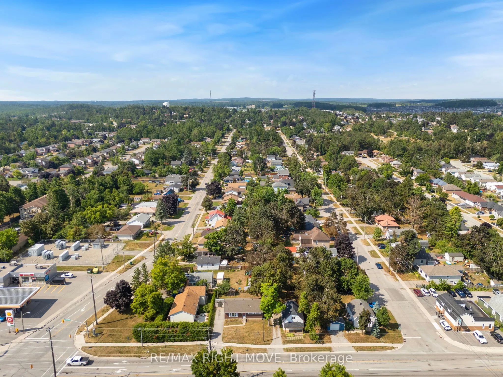 3 Westmount Drive N
