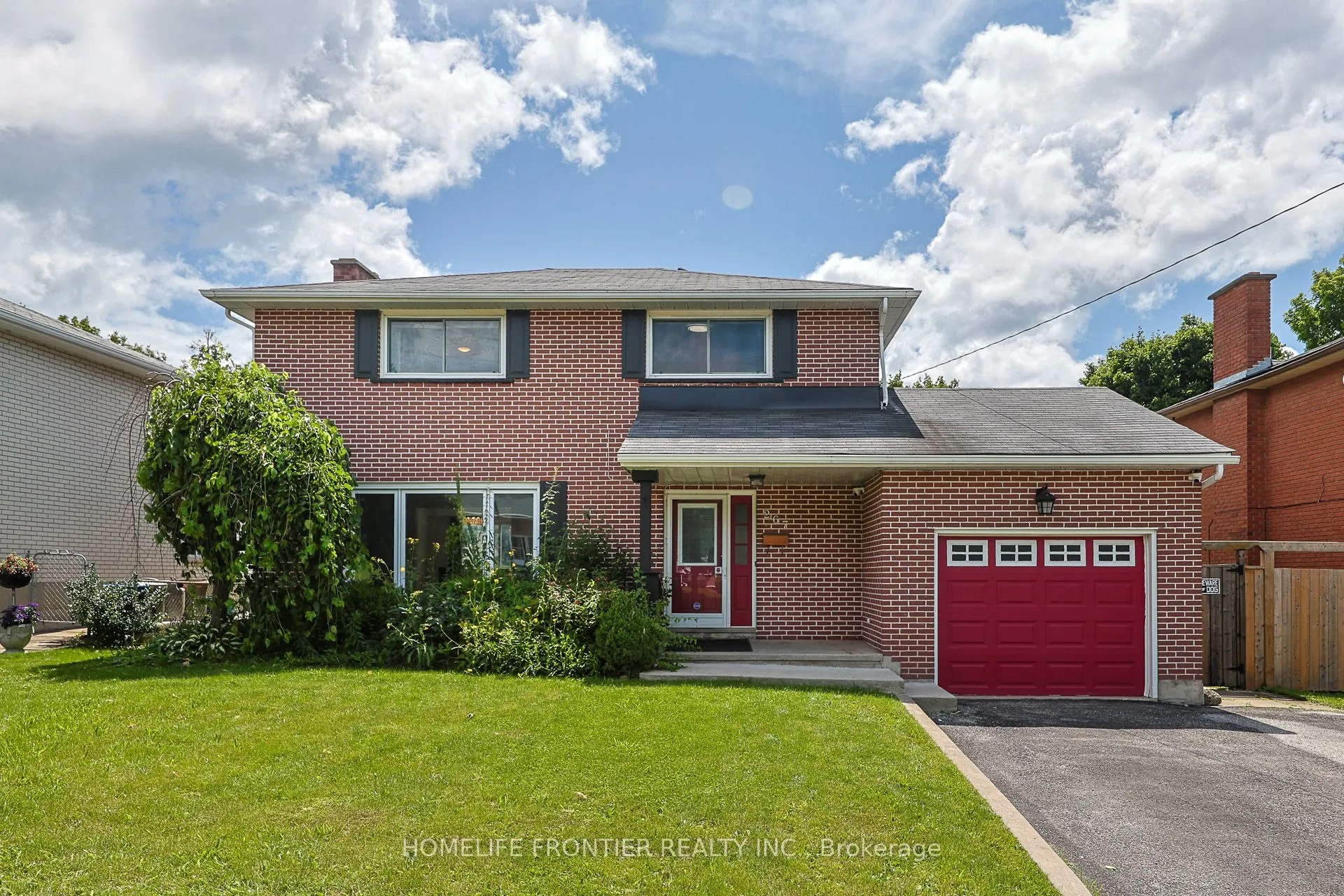 267 Grove Street E