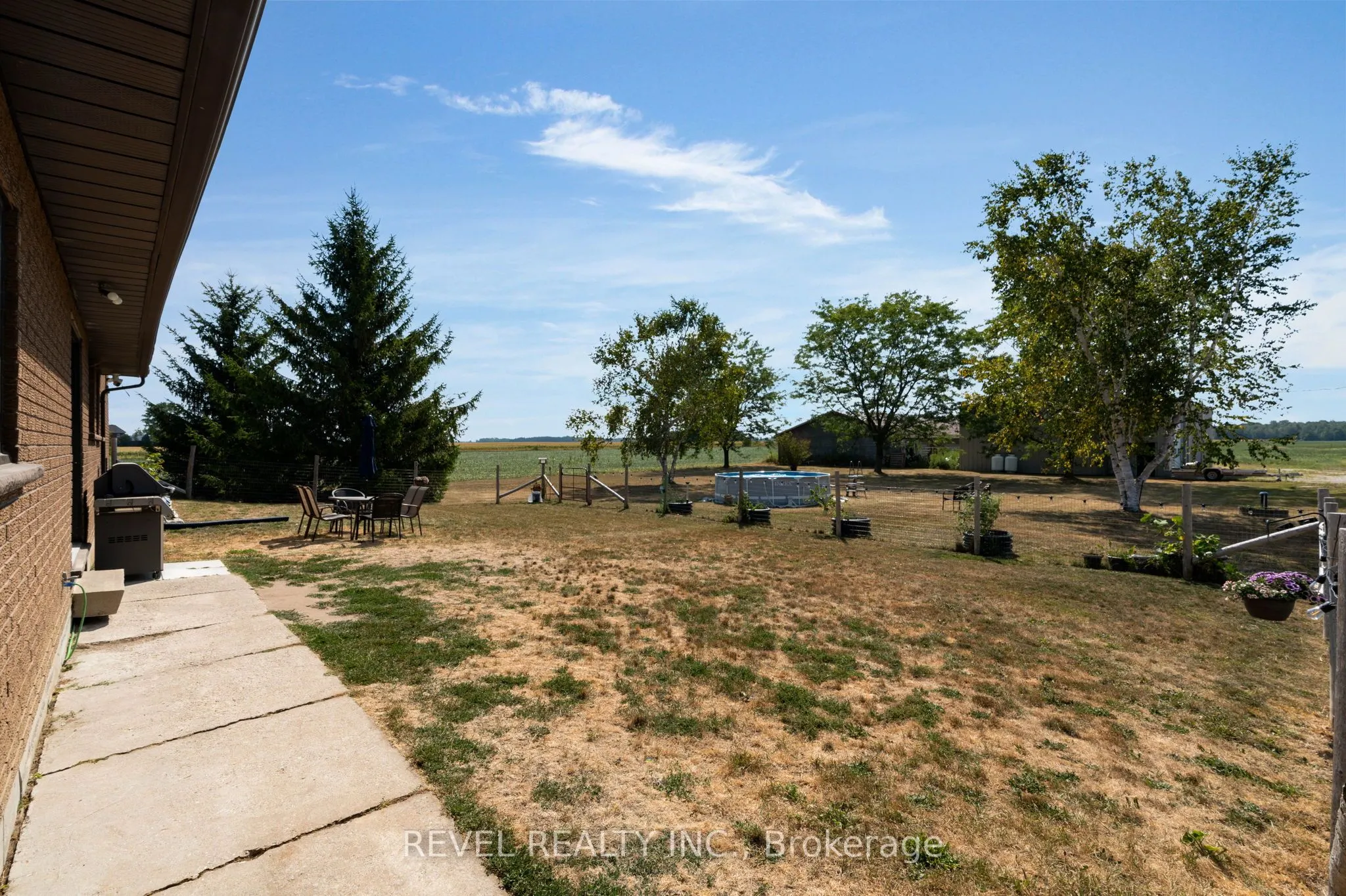 5375 Conc 9 Sunnidale Concession