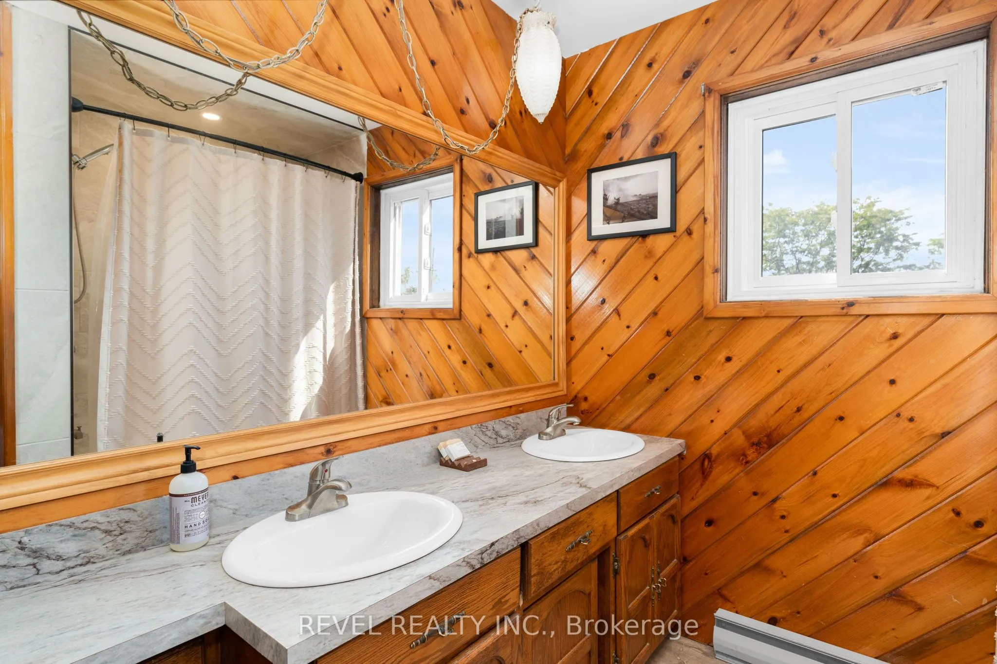 5375 Conc 9 Sunnidale Concession