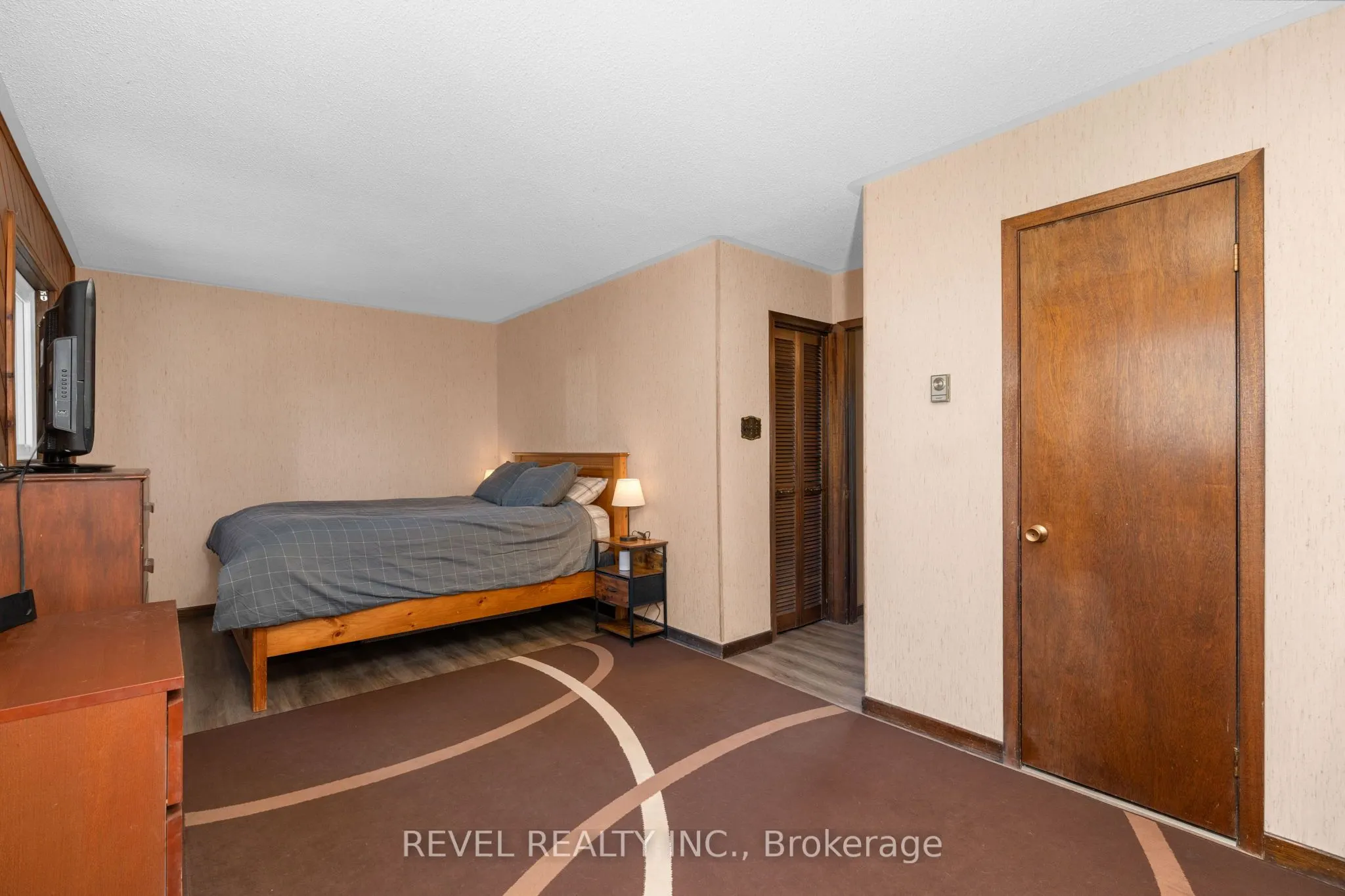 5375 Conc 9 Sunnidale Concession