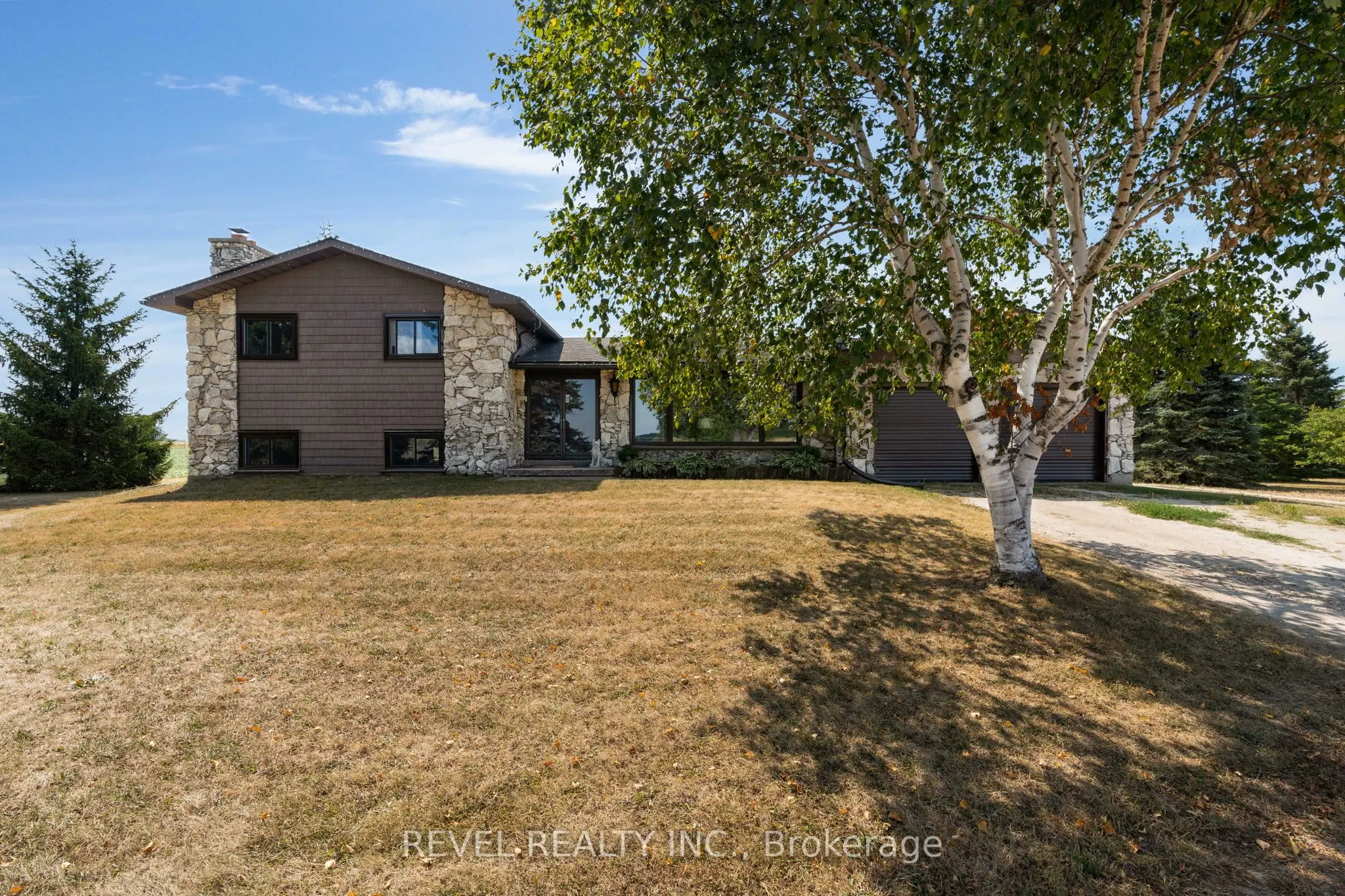 5375 Conc 9 Sunnidale Concession