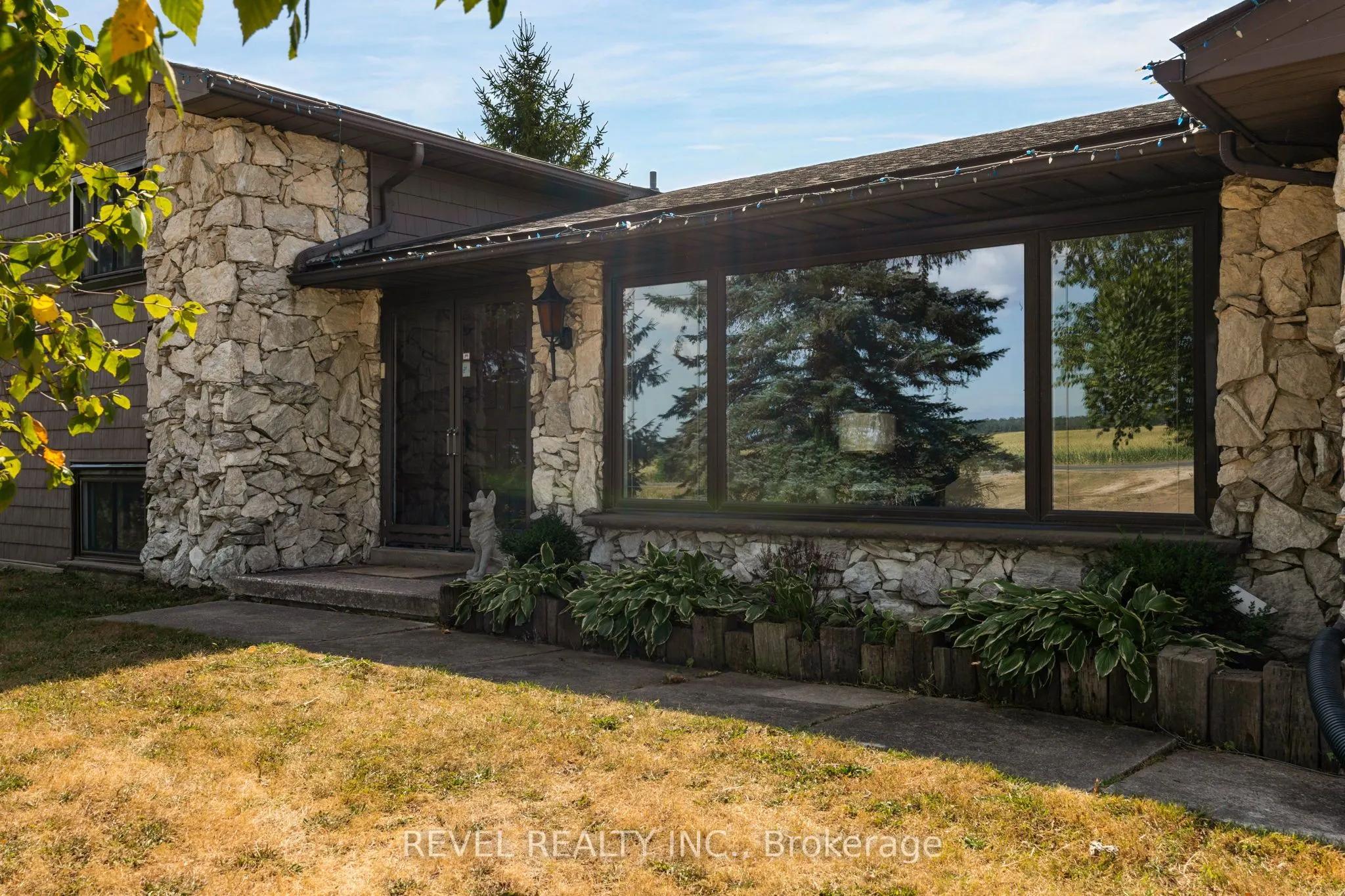 5375 Conc 9 Sunnidale Concession