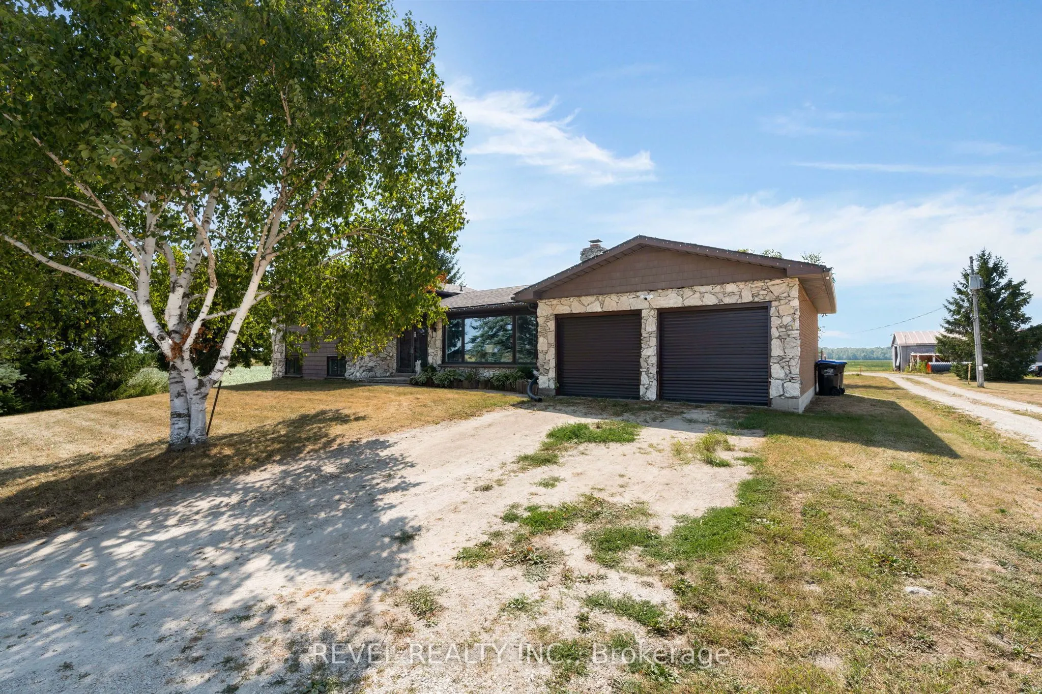 5375 Conc 9 Sunnidale Concession