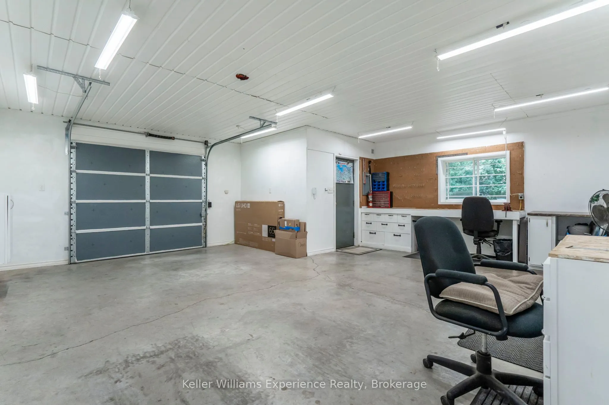 1128 Edgar Court
