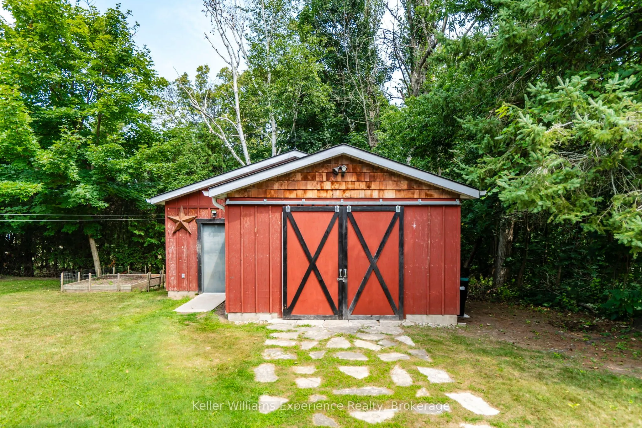 1128 Edgar Court