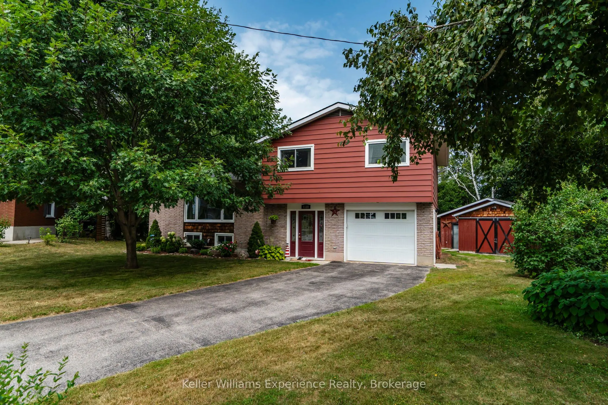 1128 Edgar Court