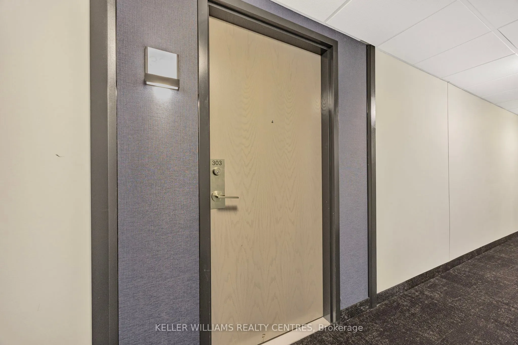 58 Lakeside Terrace, #303