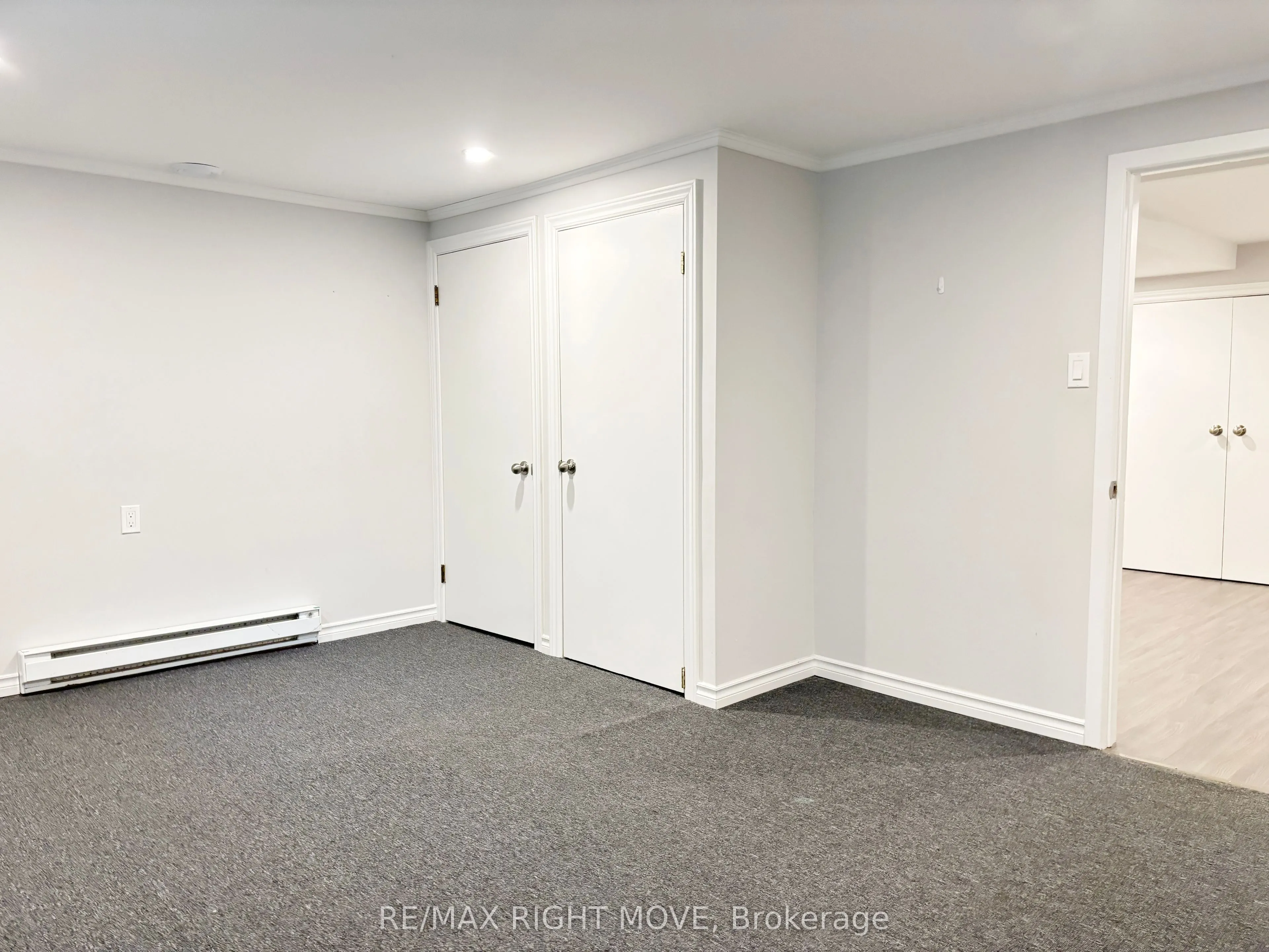 12 Dalton Crescent N, #B