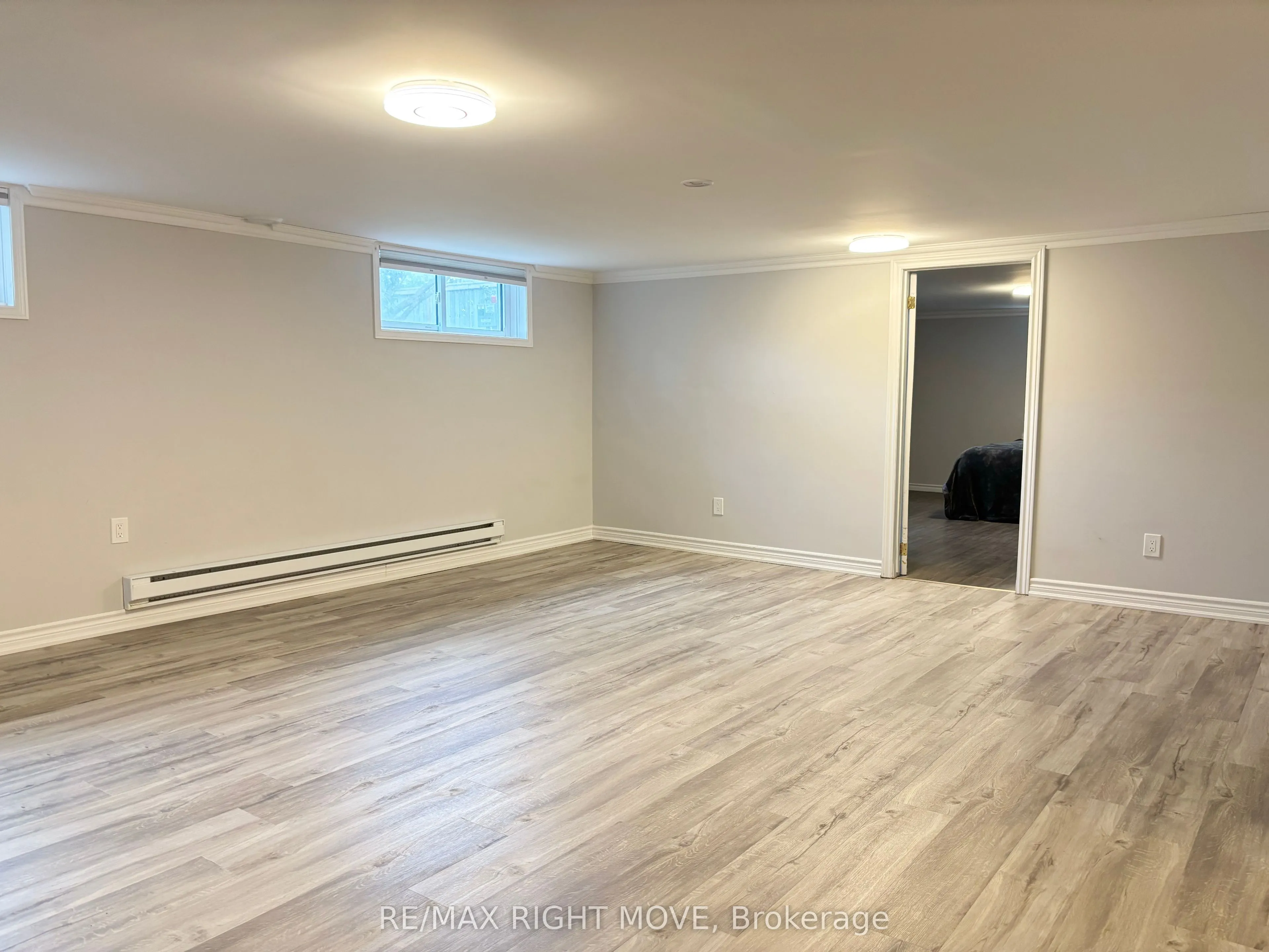 12 Dalton Crescent N, #B