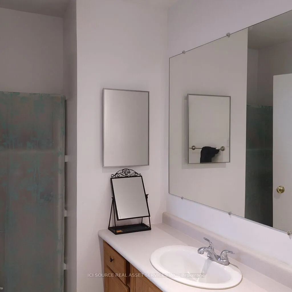 21 Evergreen Court, #7