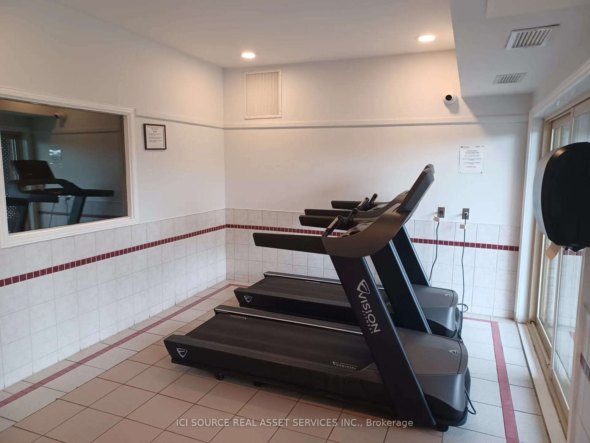 21 Evergreen Court, #7