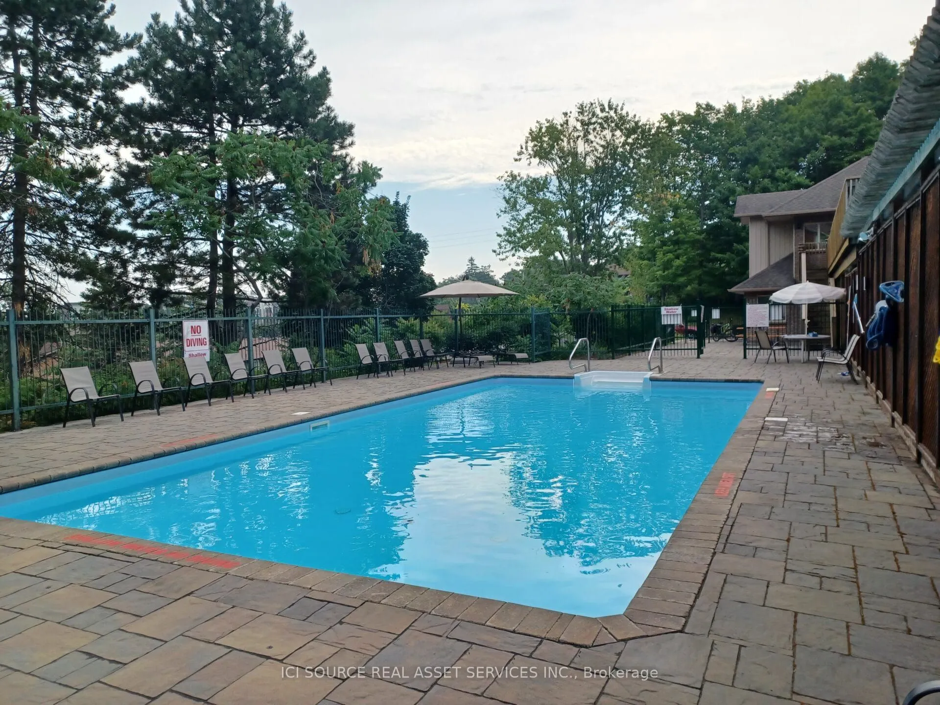 21 Evergreen Court, #7