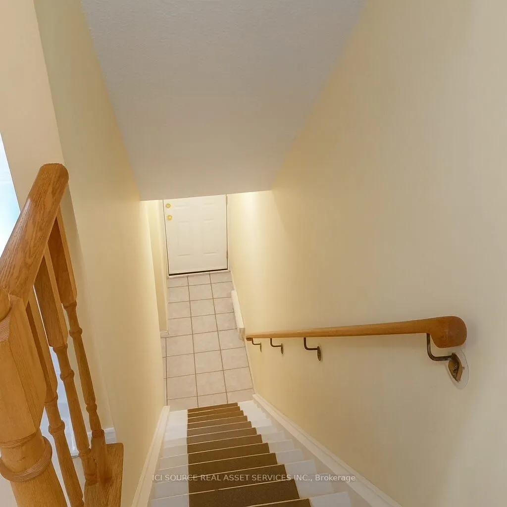 21 Evergreen Court, #7