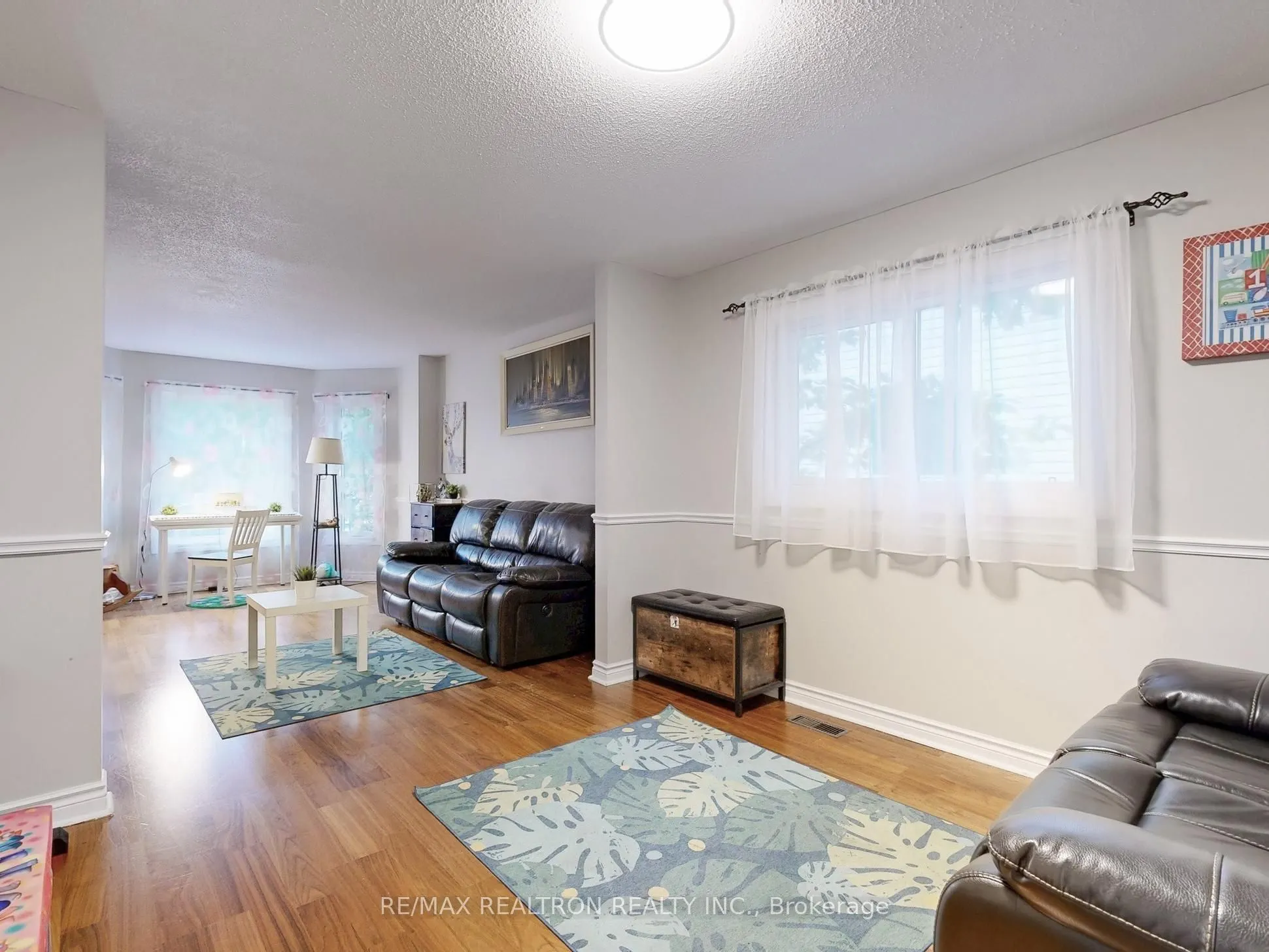 27 Moore Place, #Main & 2nd Flr