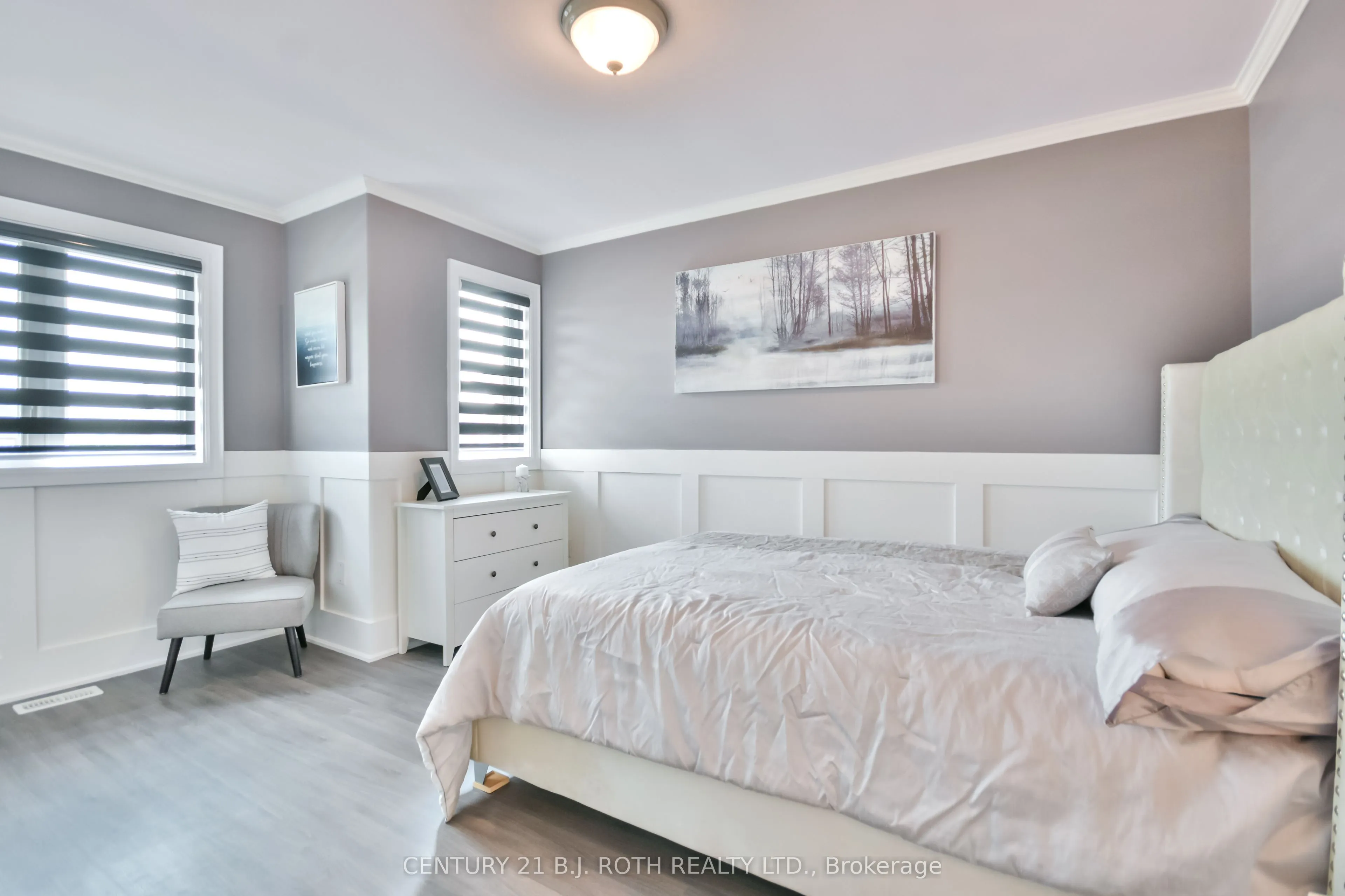 118 The Queensway