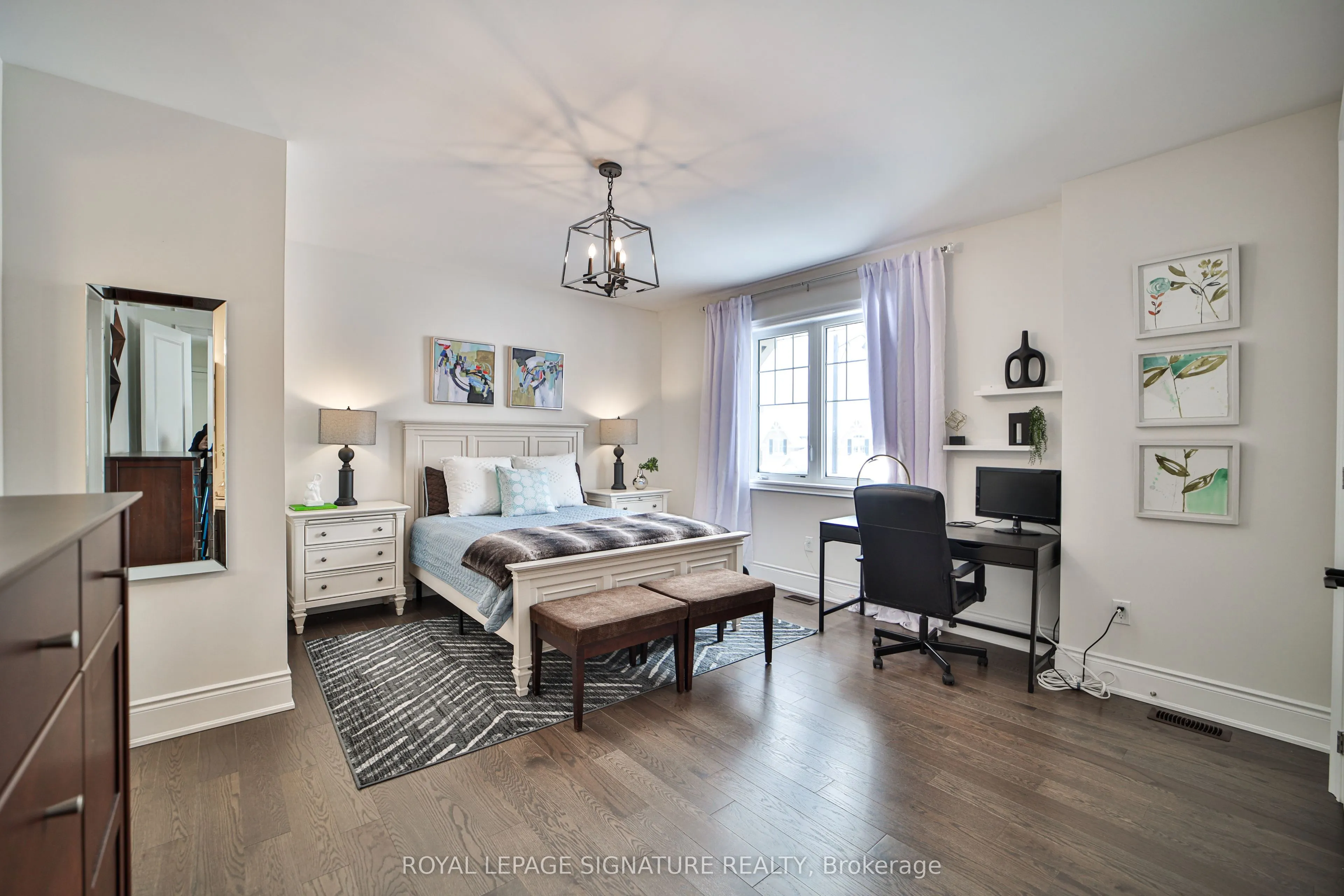 27 Moreau Way