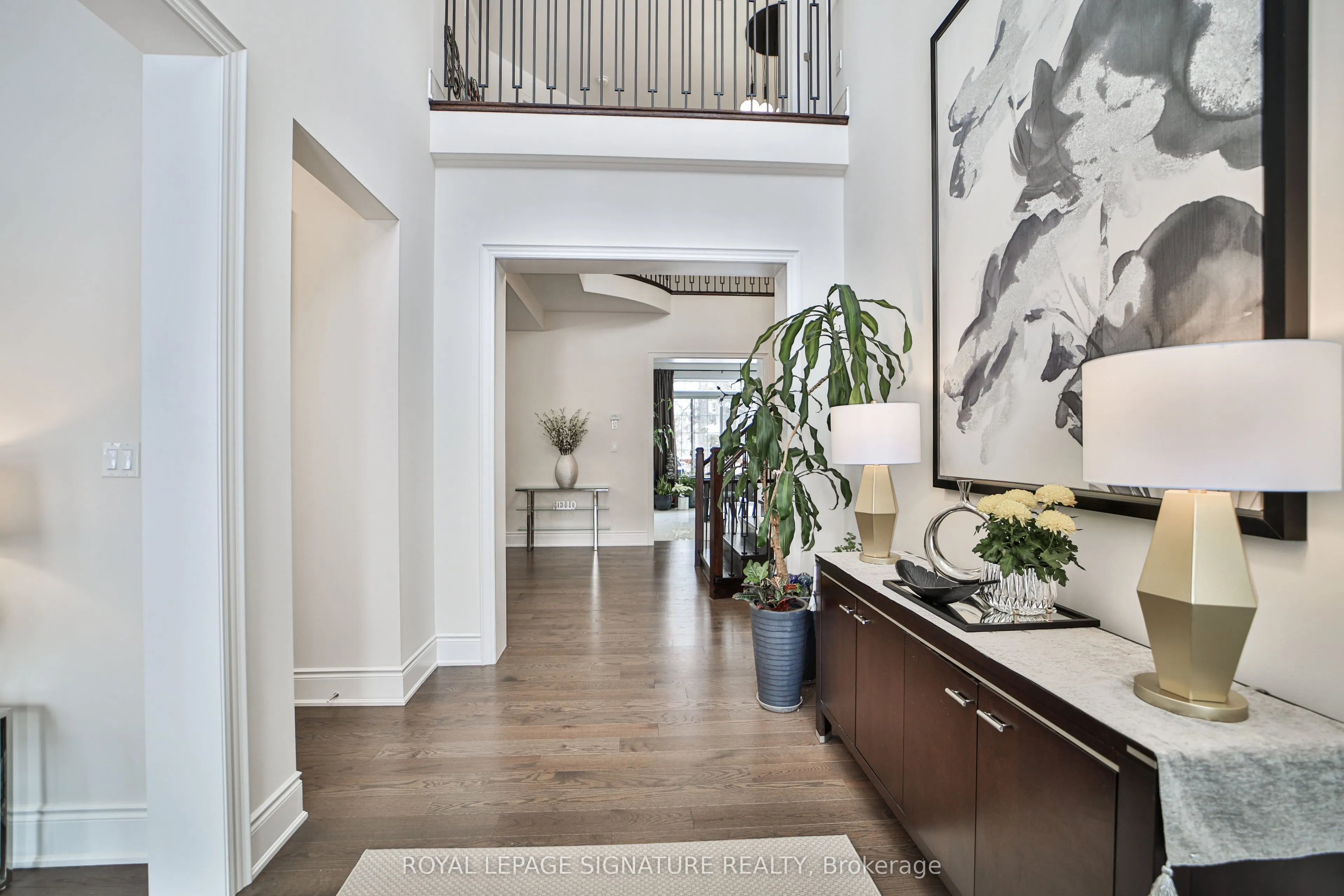 27 Moreau Way